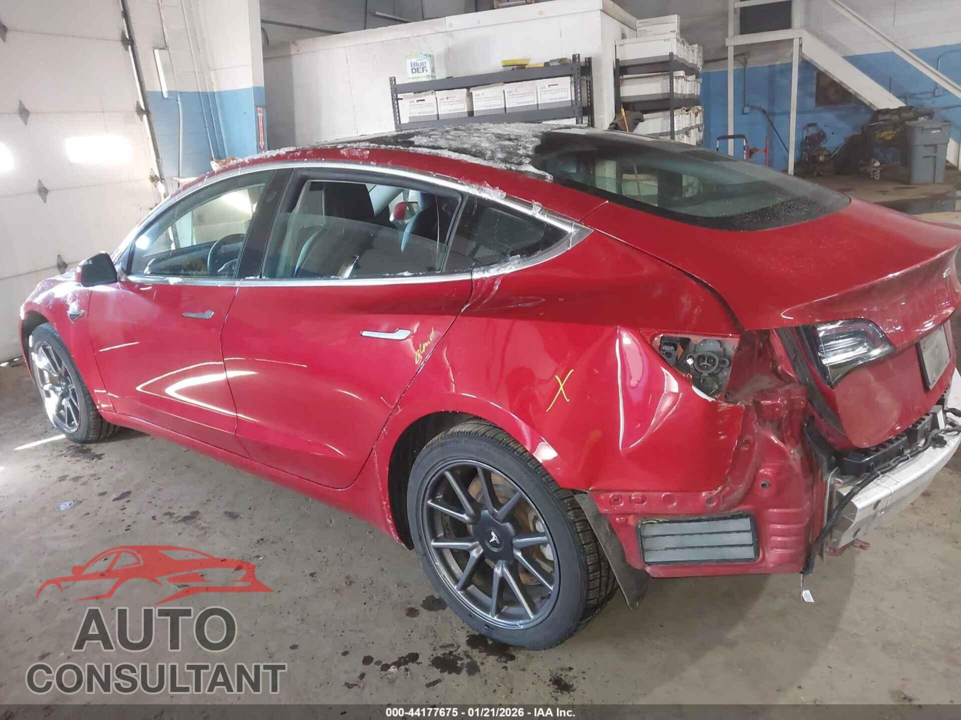 TESLA MODEL 3 2020 - 5YJ3E1EA0LF705618