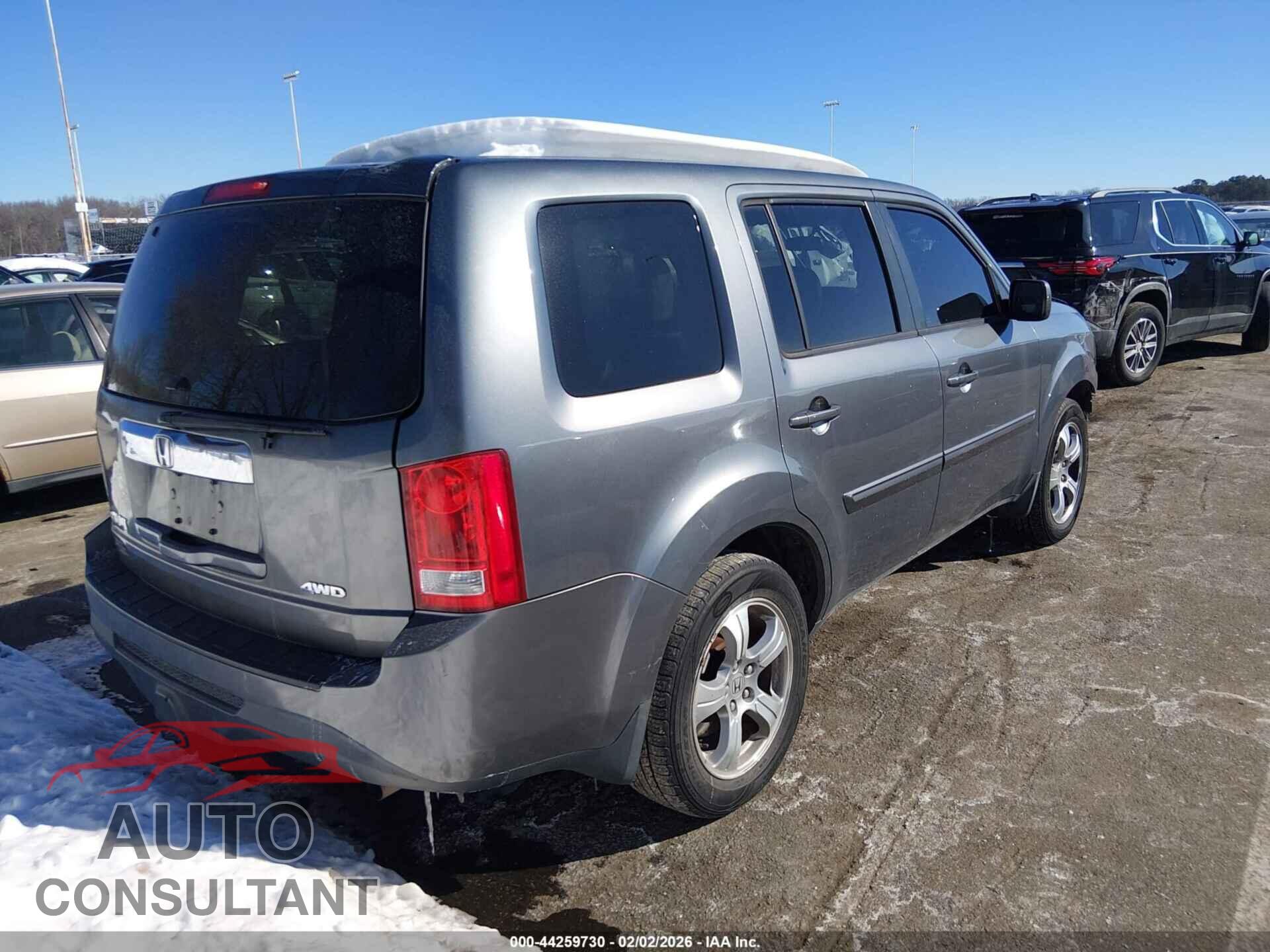 HONDA PILOT 2013 - 5FNYF4H45DB067460