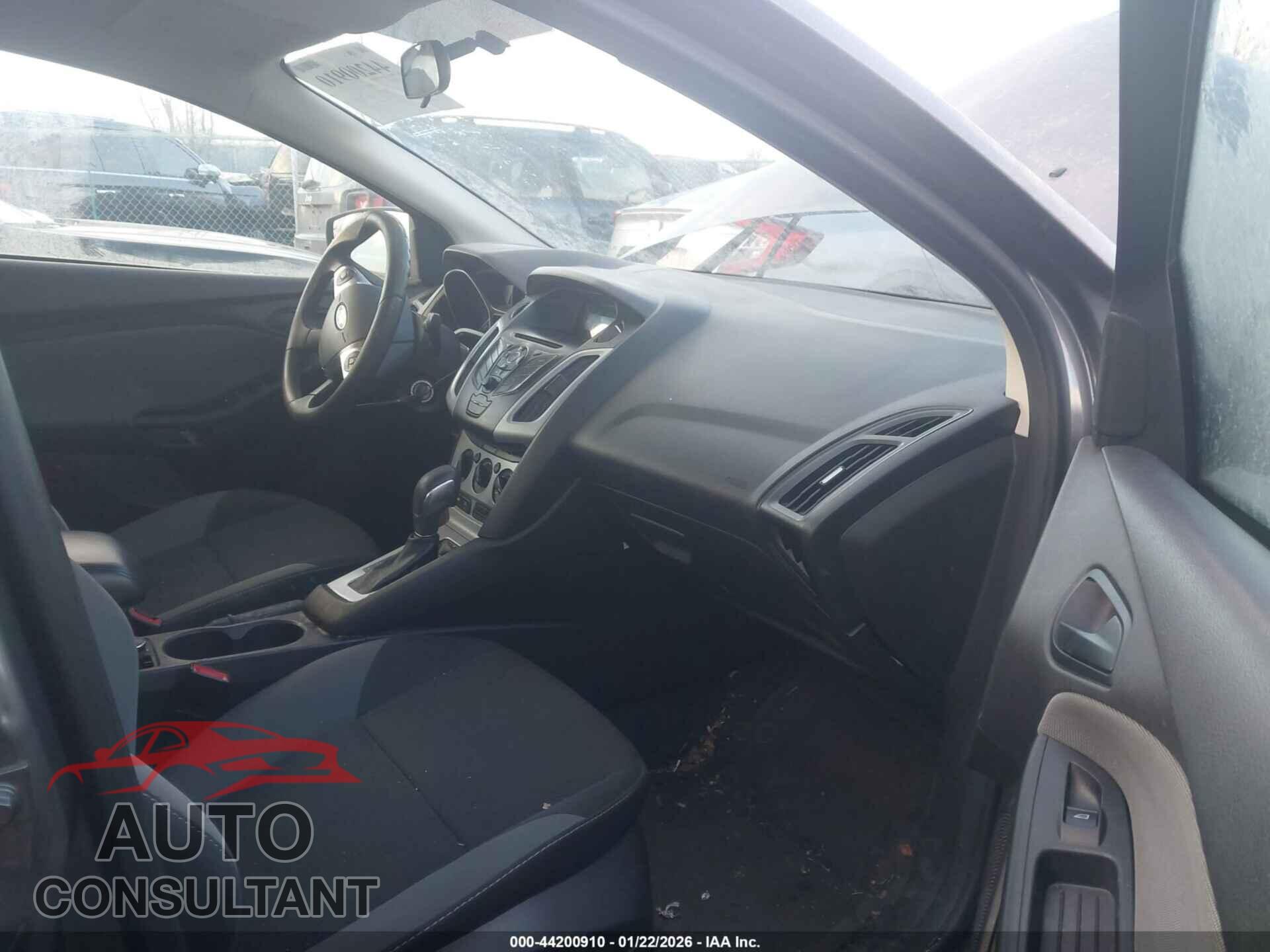 FORD FOCUS 2012 - 1FAHP3F25CL328631