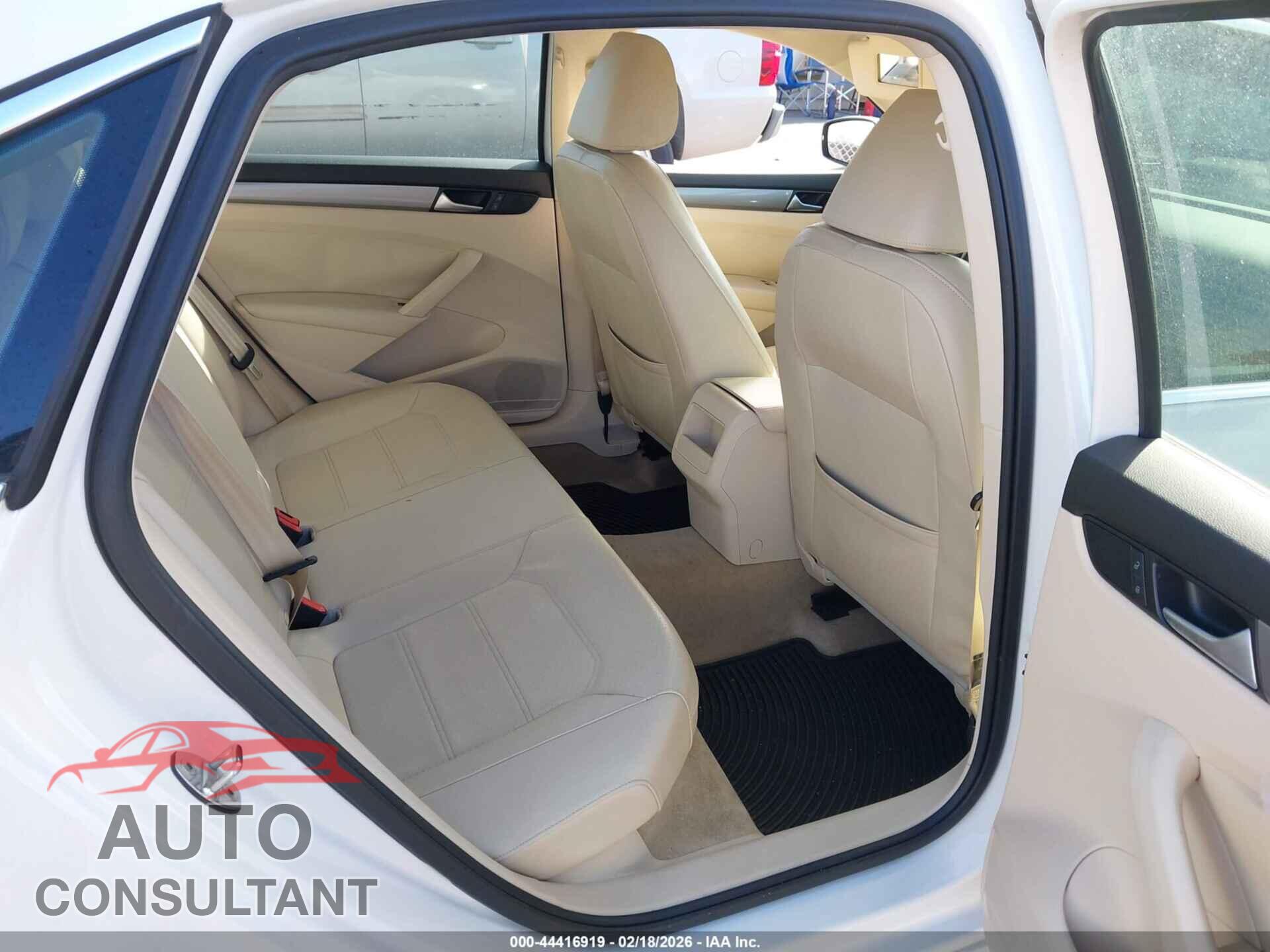 VOLKSWAGEN PASSAT 2015 - 1VWAT7A31FC106734
