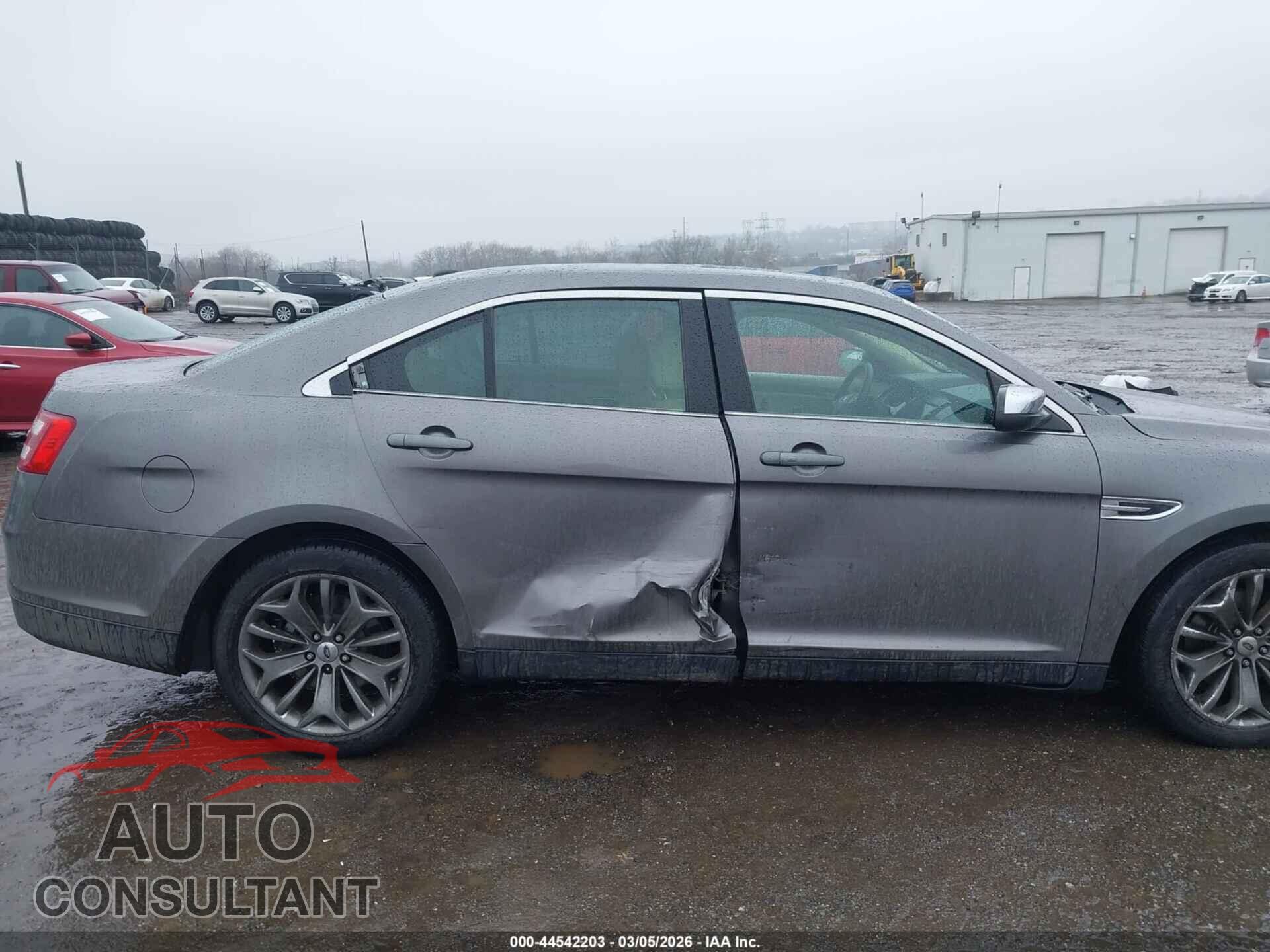 FORD TAURUS 2013 - 1FAHP2F89DG200272
