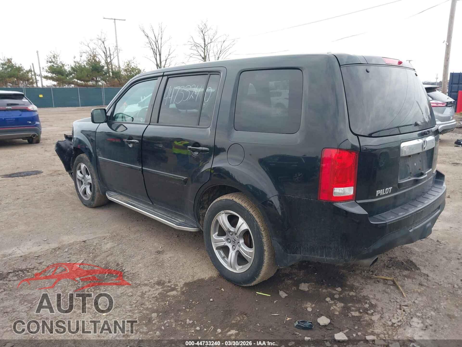 HONDA PILOT 2013 - 5FNYF4H60DB024260