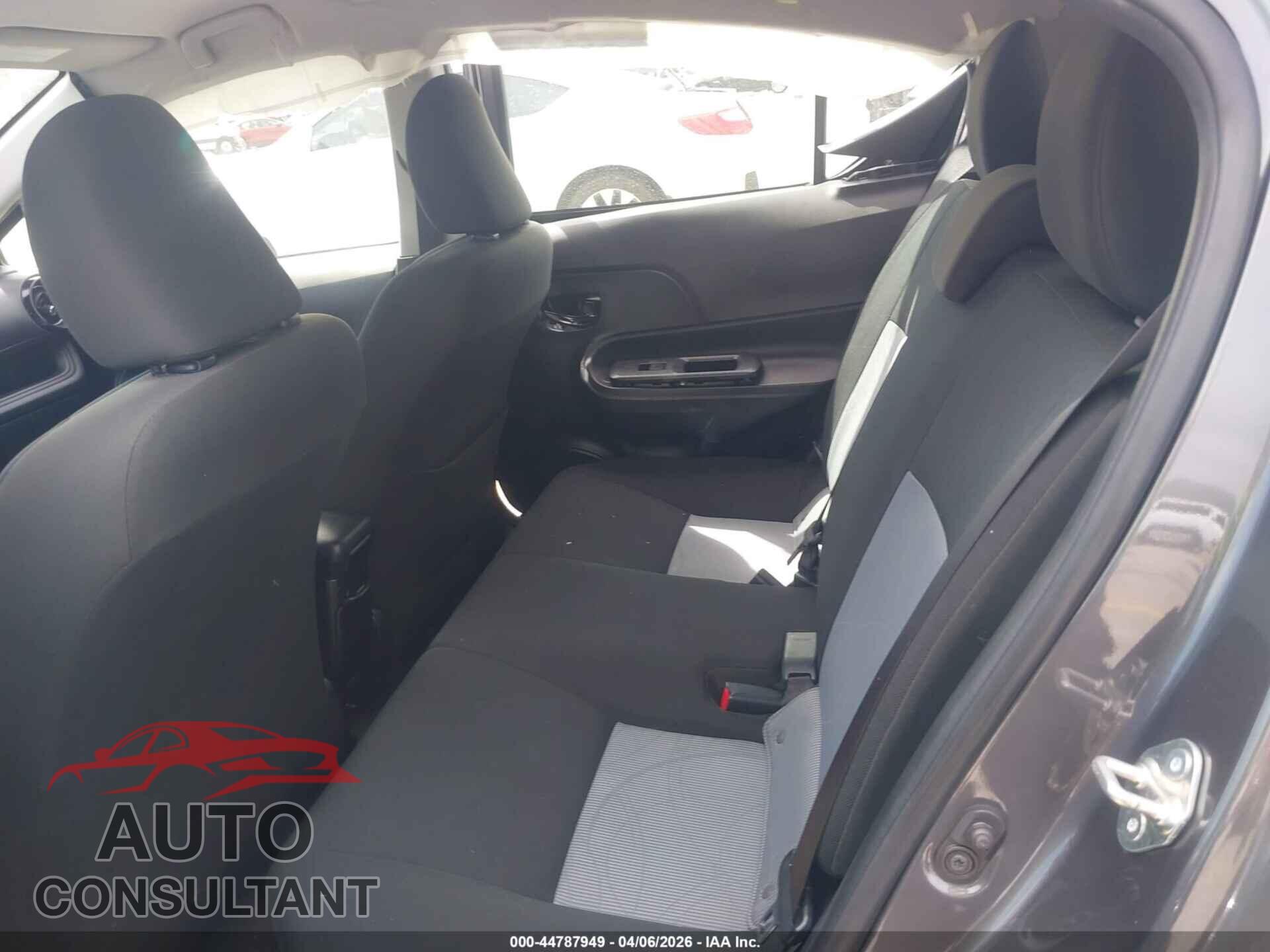TOYOTA PRIUS C 2019 - JTDKDTB38K1623241