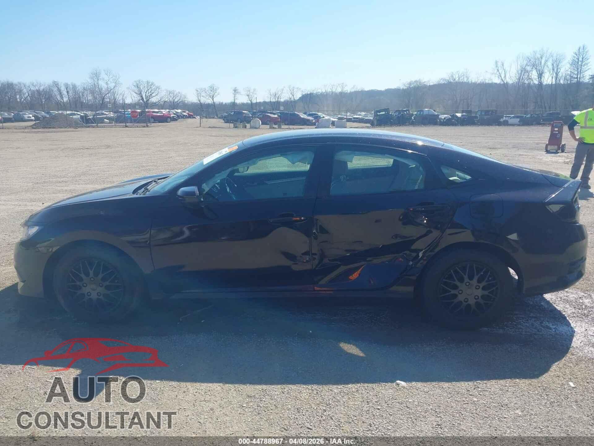 HONDA CIVIC 2017 - 19XFC2F51HE051901