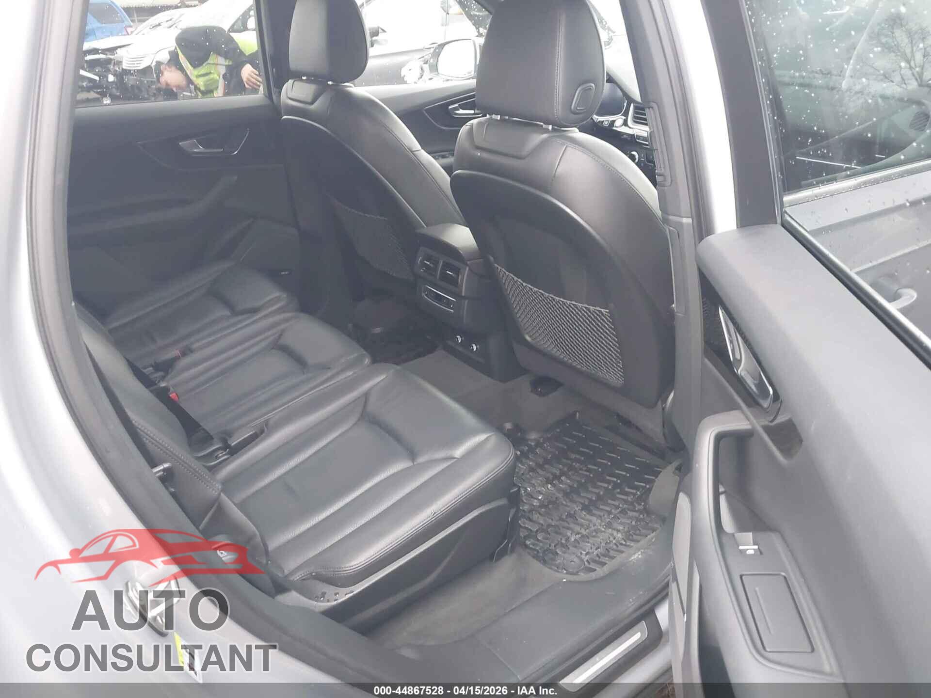 AUDI Q7 2018 - WA1LAAF78JD051058