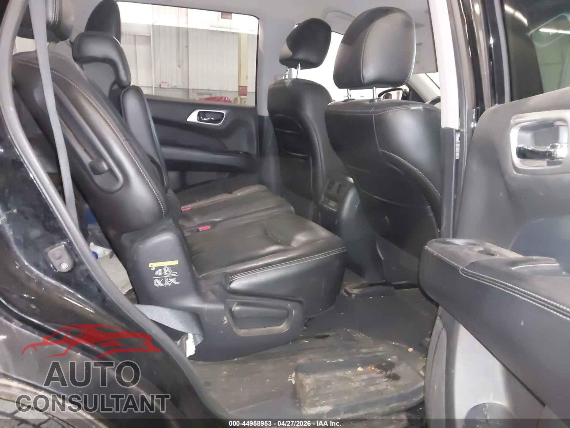 NISSAN PATHFINDER 2013 - 5N1AR2MM4DC604993