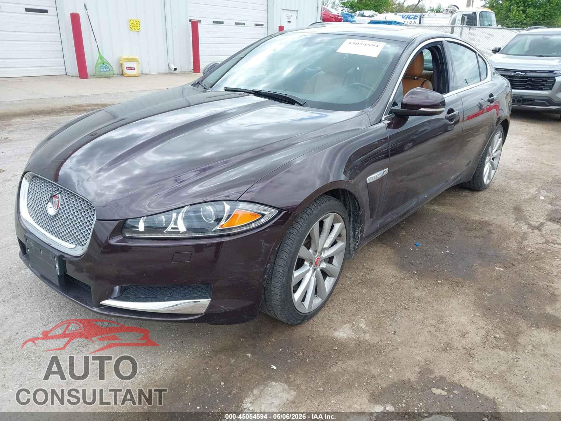 JAGUAR XF 2014 - SAJWJ0EF7E8U10874