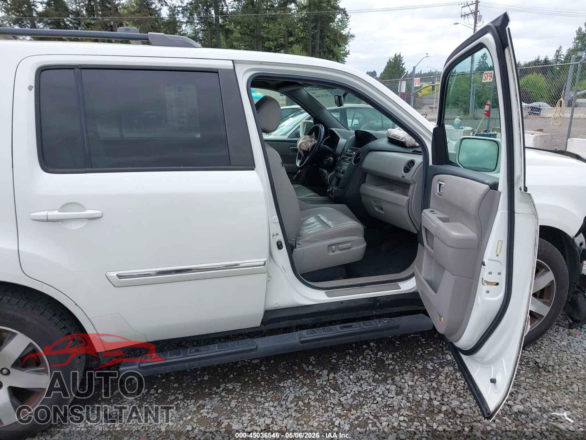 HONDA PILOT 2013 - 5FNYF4H99DB023408