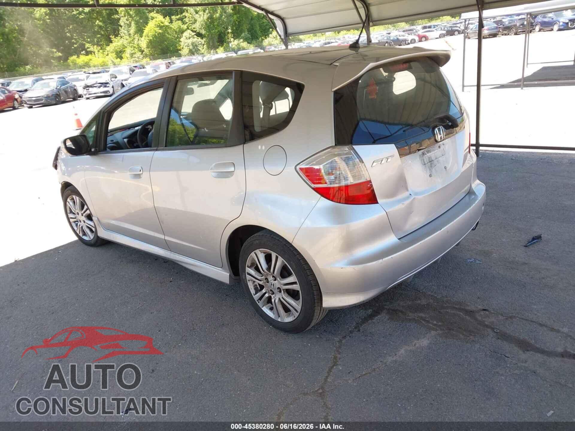 HONDA FIT 2011 - JHMGE8H54BC000839