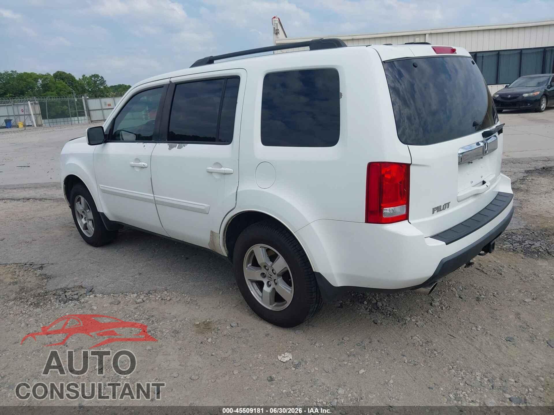 HONDA PILOT 2011 - 5FNYF3H58BB009973