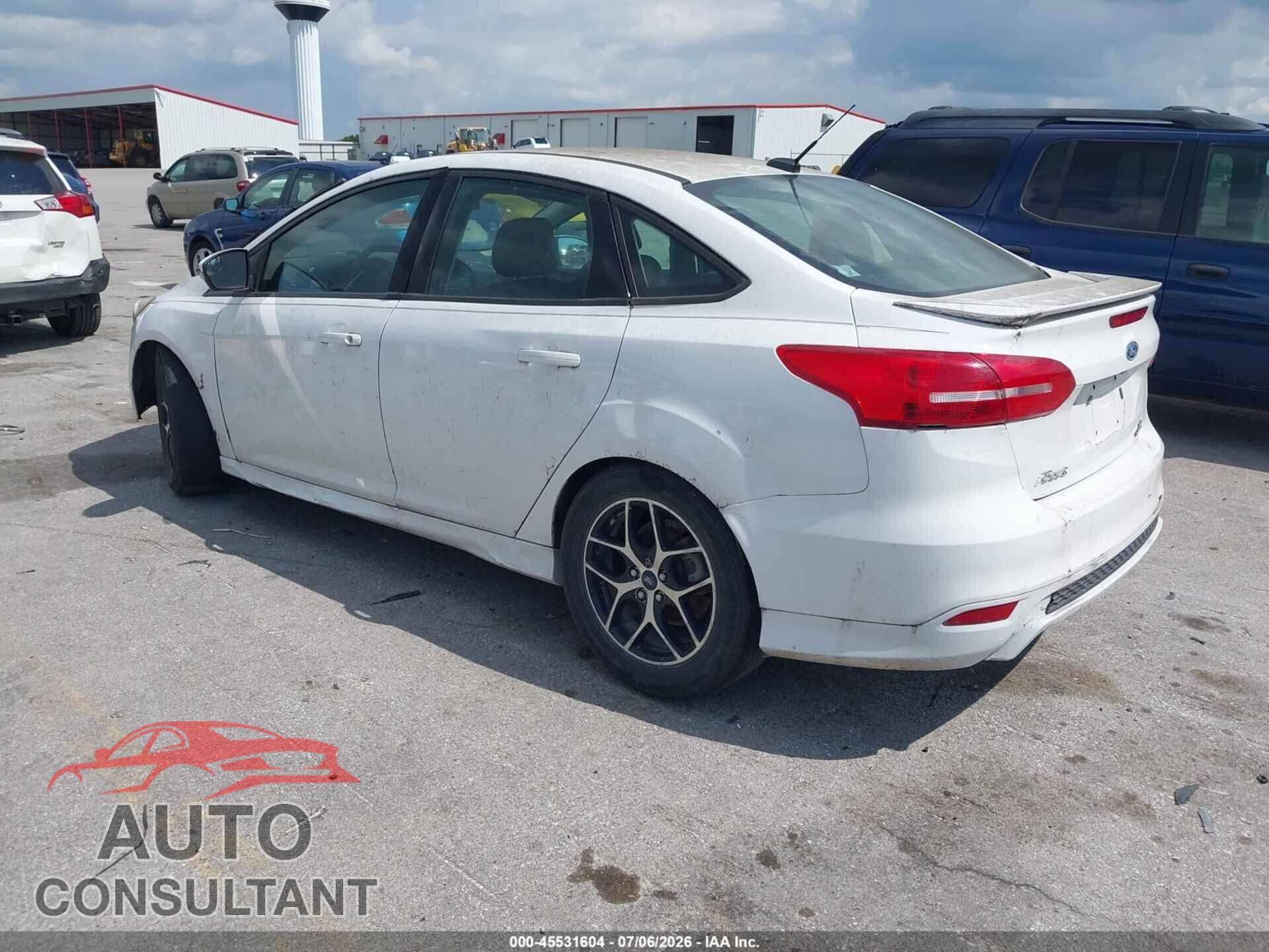 FORD FOCUS 2016 - 1FADP3F22GL301374