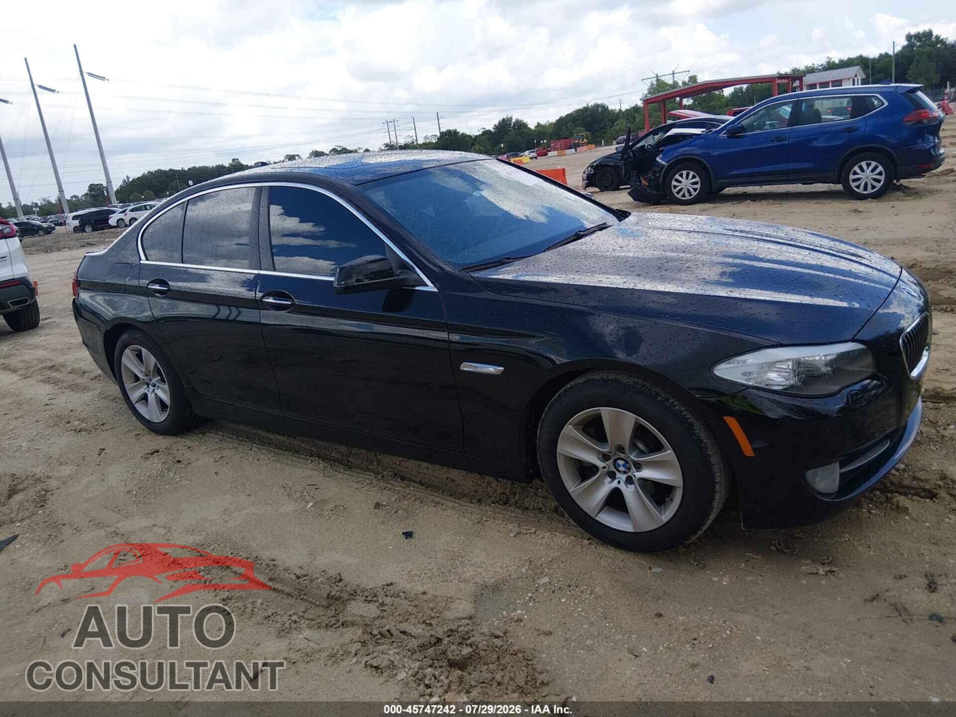 BMW 528I 2013 - WBAXG5C53DD233221