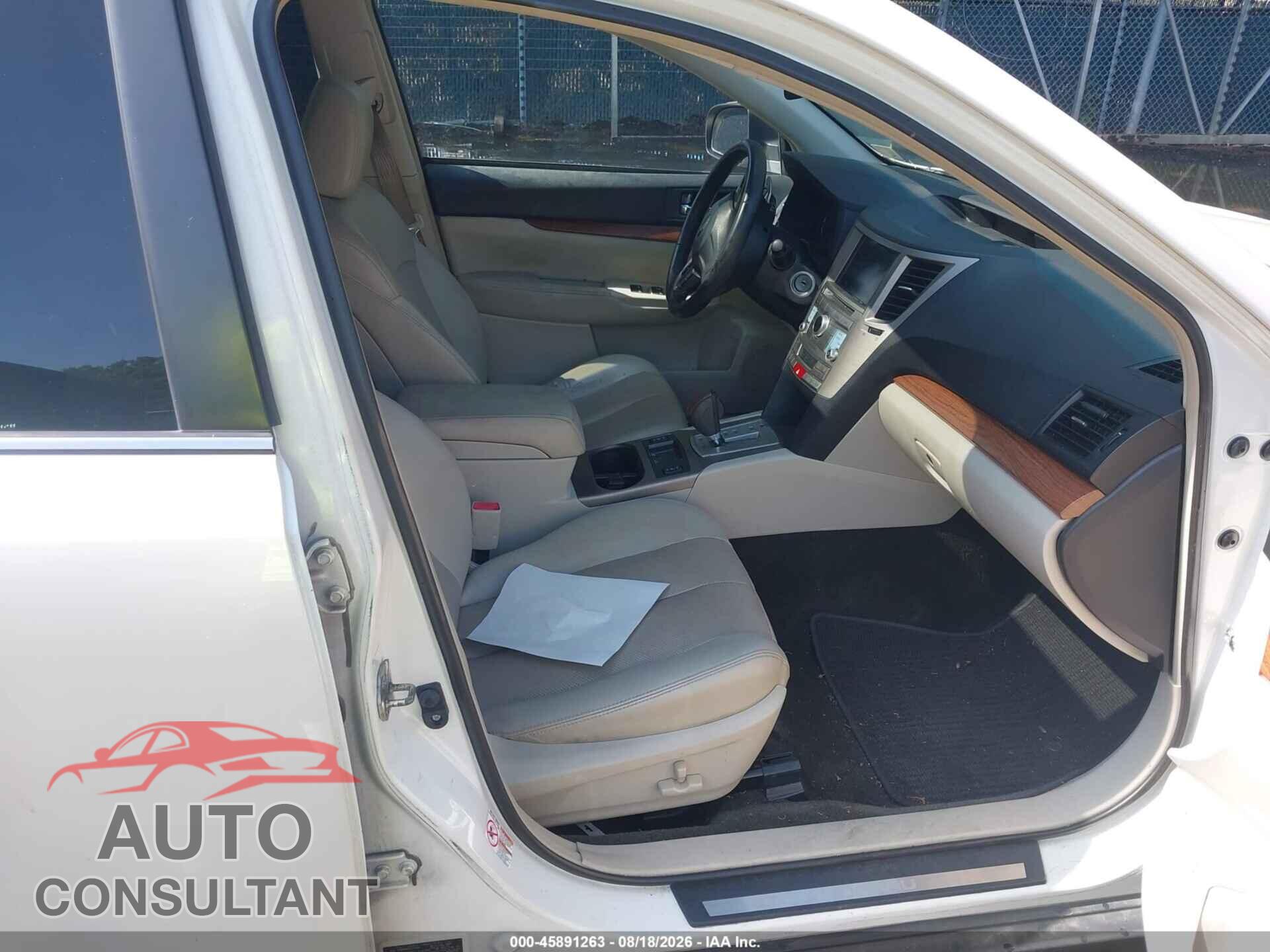 SUBARU OUTBACK 2014 - 4S4BRBMC4E3217633