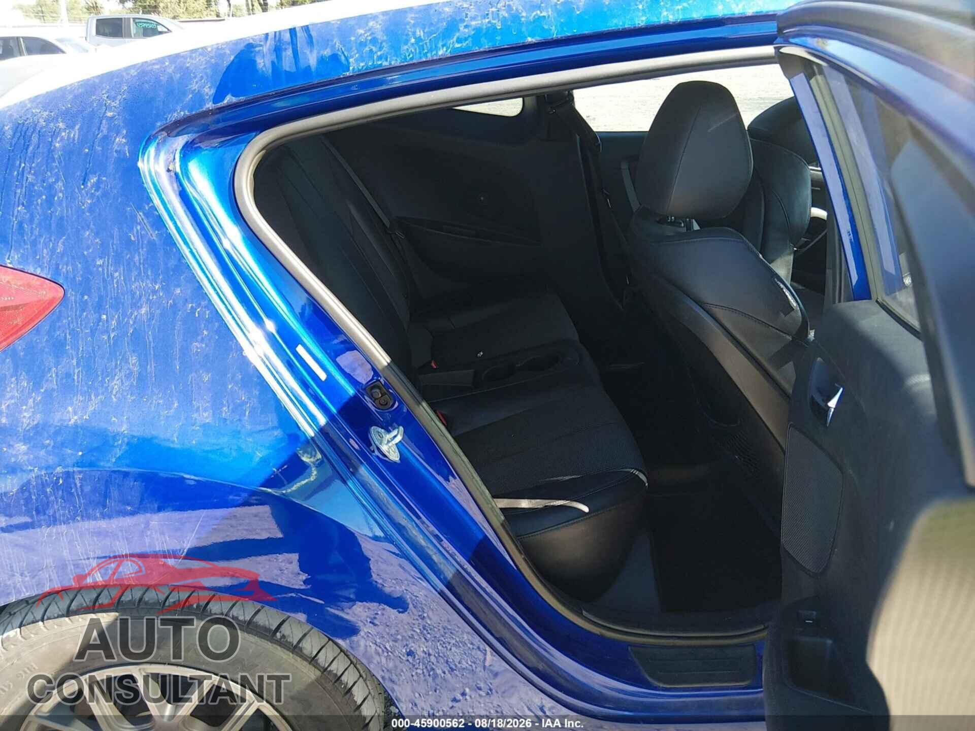 HYUNDAI VELOSTER 2013 - KMHTC6AD9DU175687