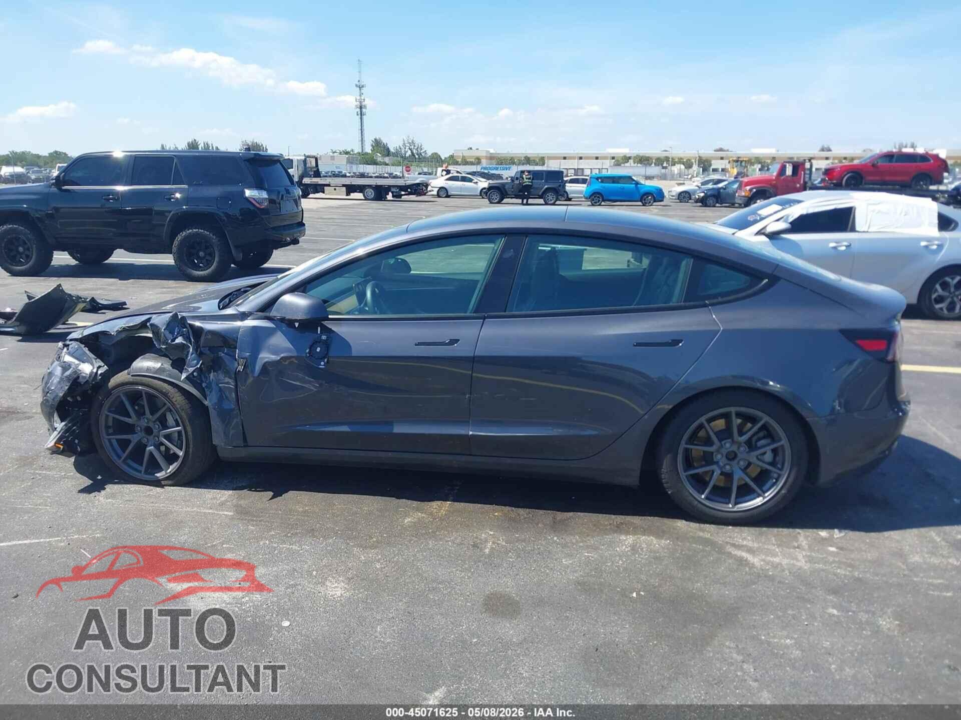 TESLA MODEL 3 2023 - 5YJ3E1EA7PF566545