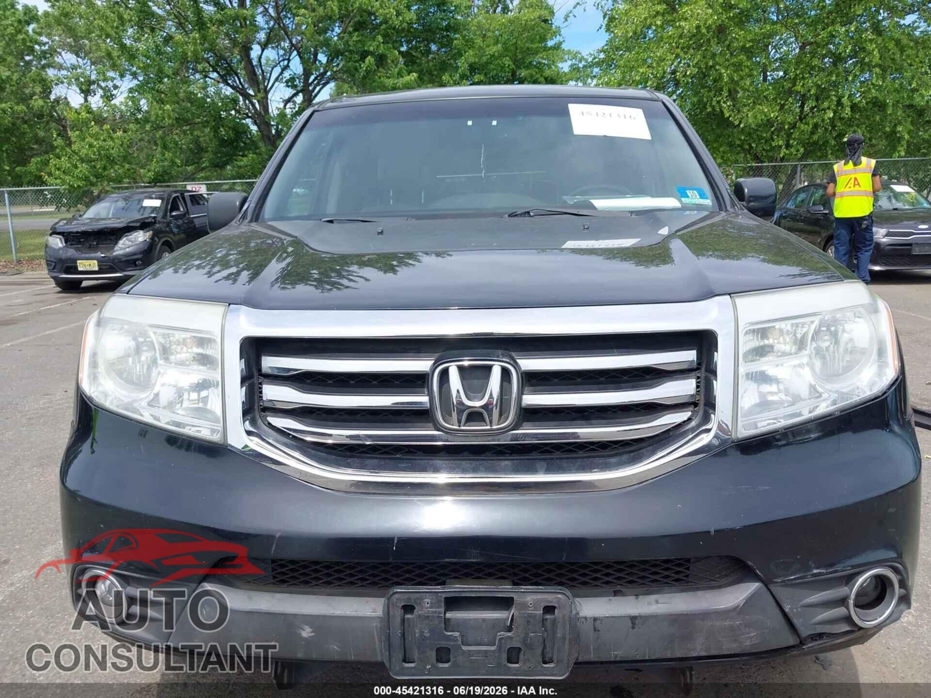 HONDA PILOT 2012 - 5FNYF4H50CB042926