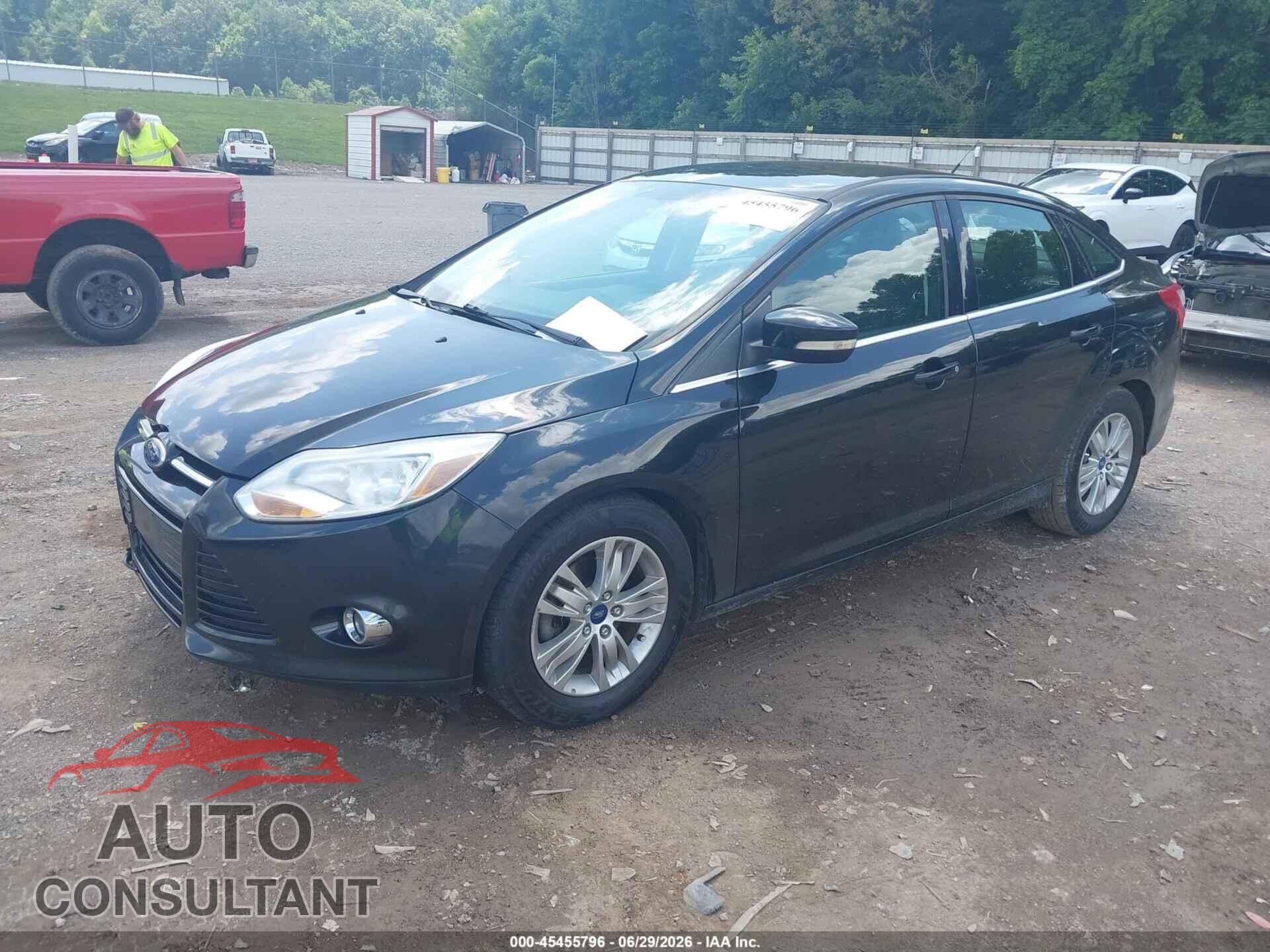 FORD FOCUS 2012 - 1FAHP3H21CL131632