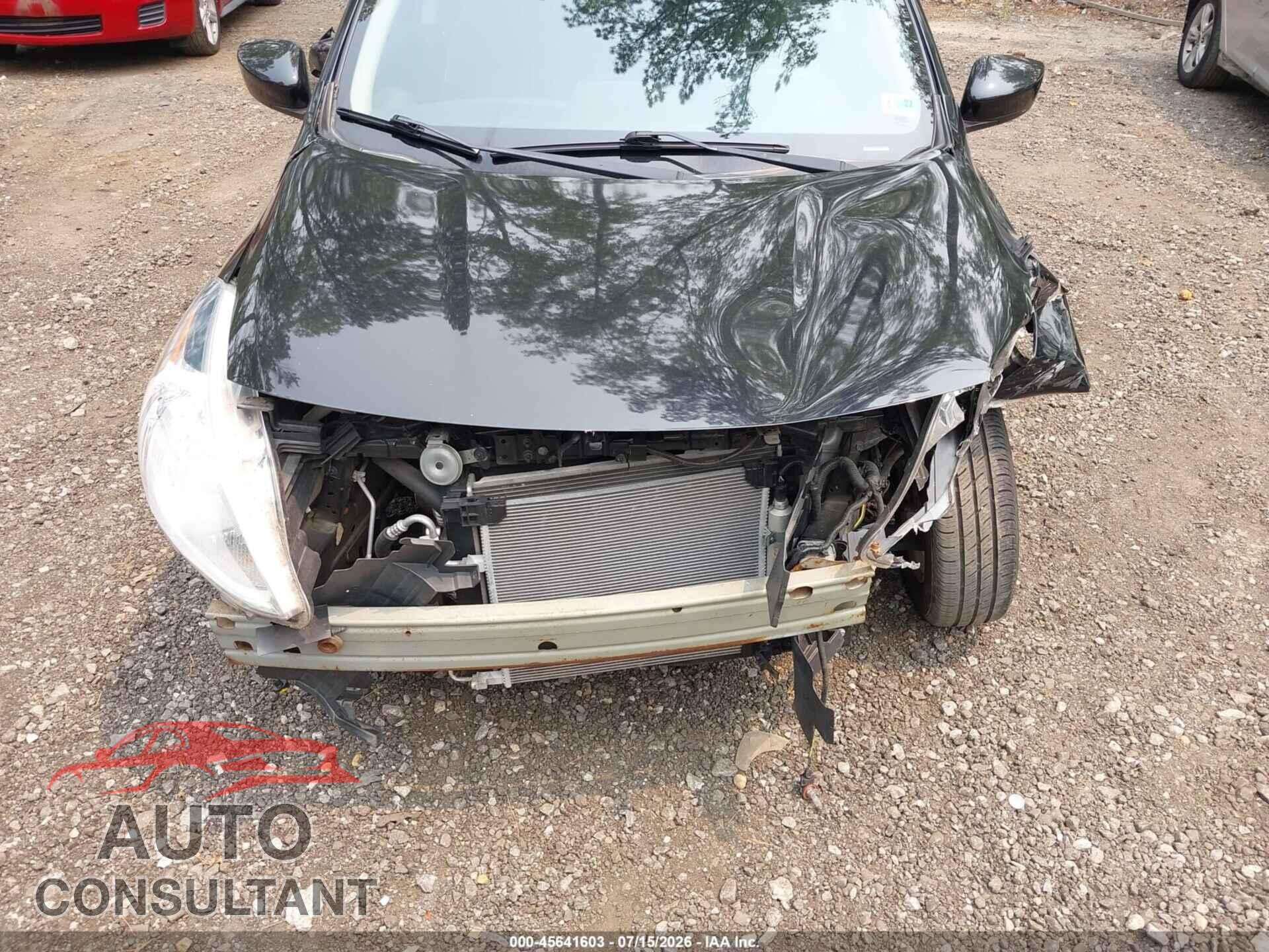 NISSAN VERSA 2017 - 3N1CN7AP1HL889525