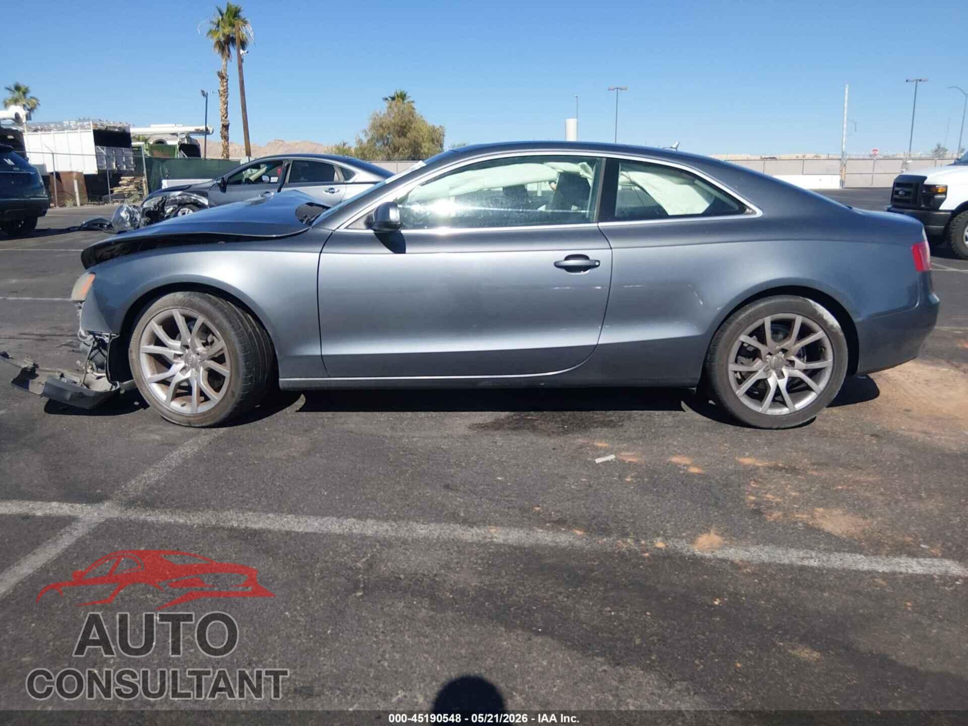 AUDI A5 2012 - WAULFAFR8CA003084