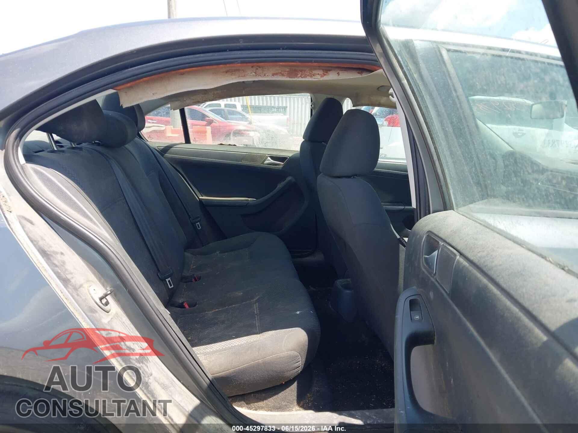VOLKSWAGEN JETTA 2013 - 3VW2K7AJ5DM207714