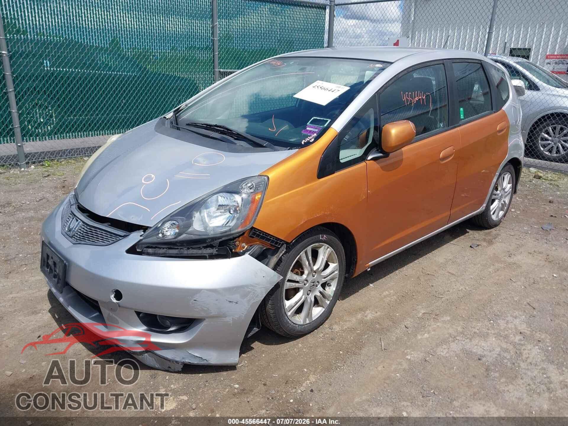 HONDA FIT 2011 - JHMGE8H53BC015719