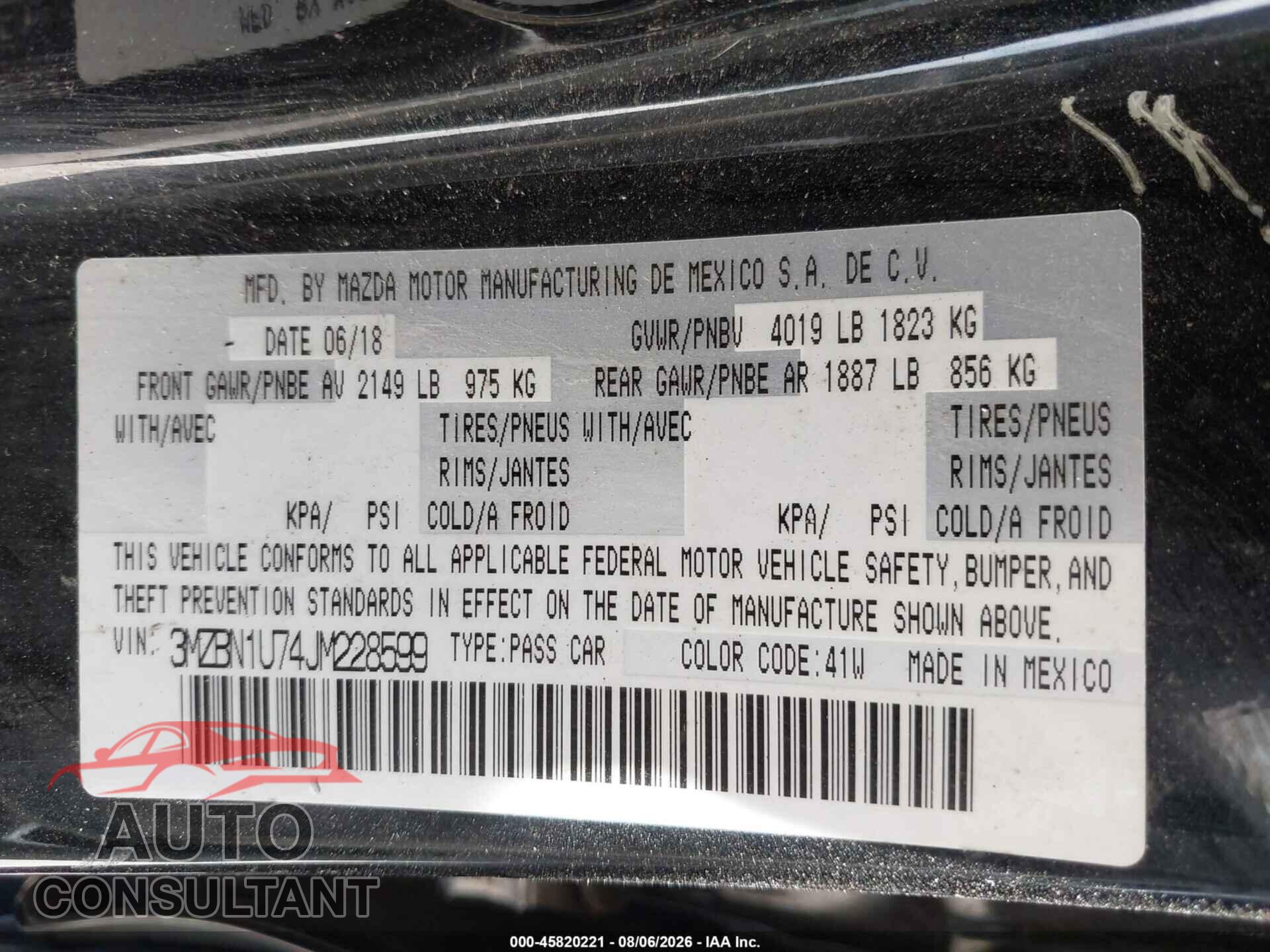 MAZDA MAZDA3 2018 - 3MZBN1U74JM228599