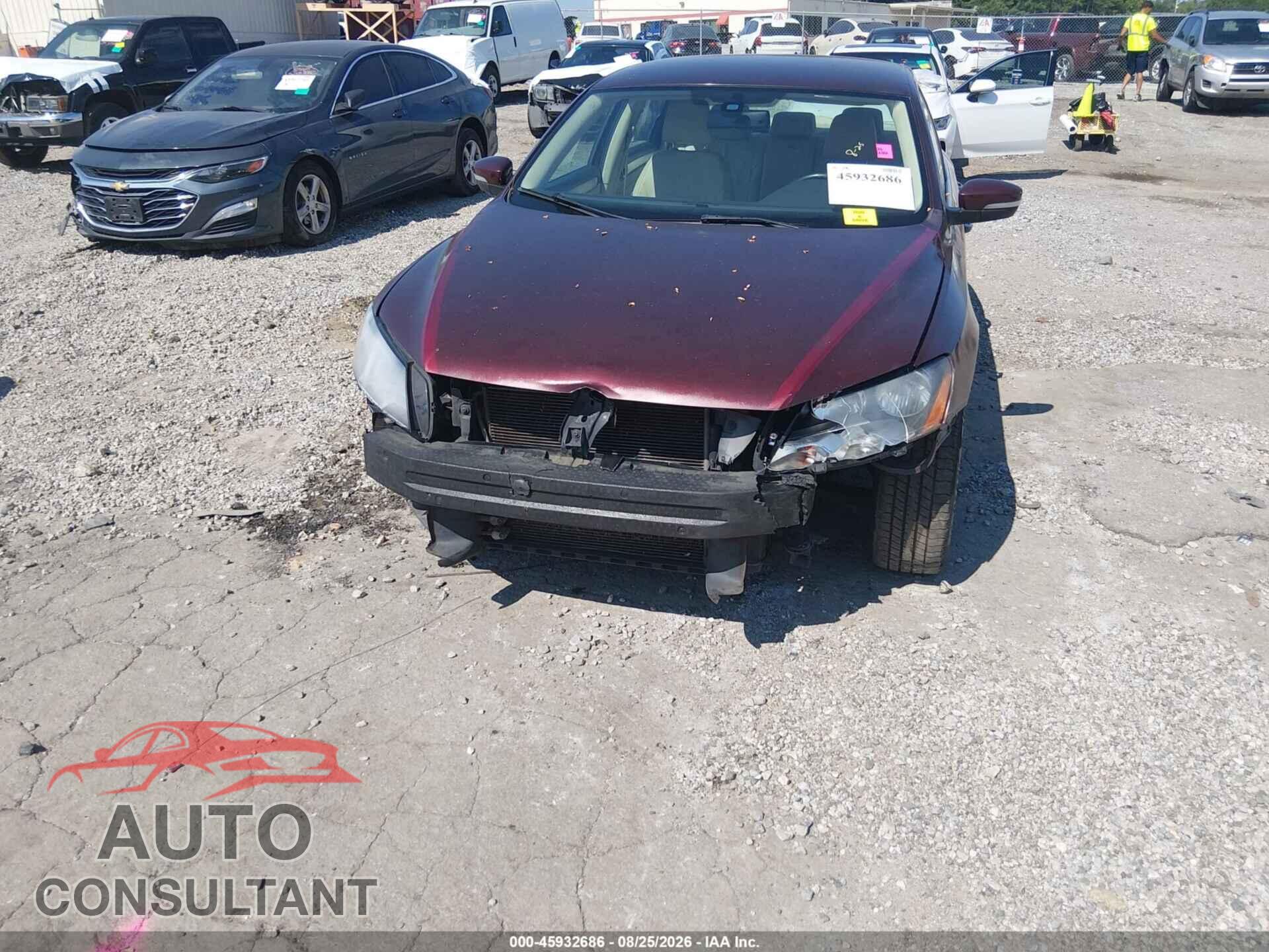 VOLKSWAGEN PASSAT 2012 - 1VWBP7A33CC093926