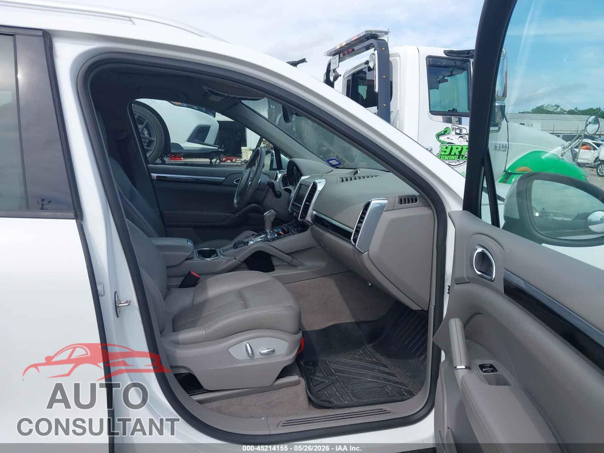 PORSCHE CAYENNE 2014 - WP1AF2A23ELA82504