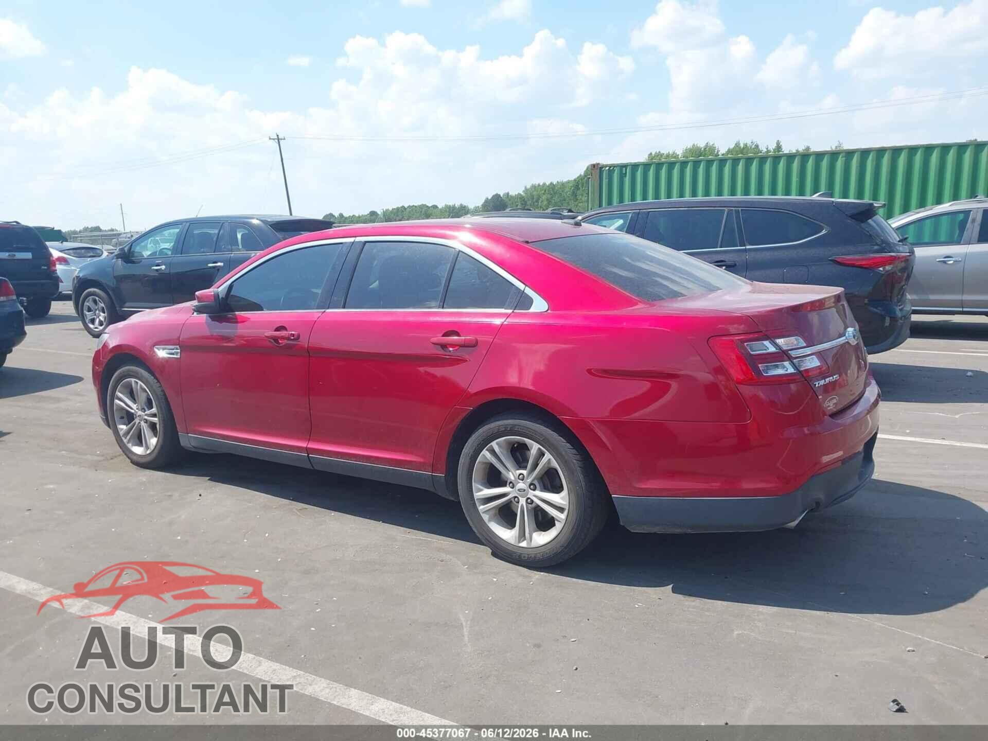 FORD TAURUS 2015 - 1FAHP2E83FG202104