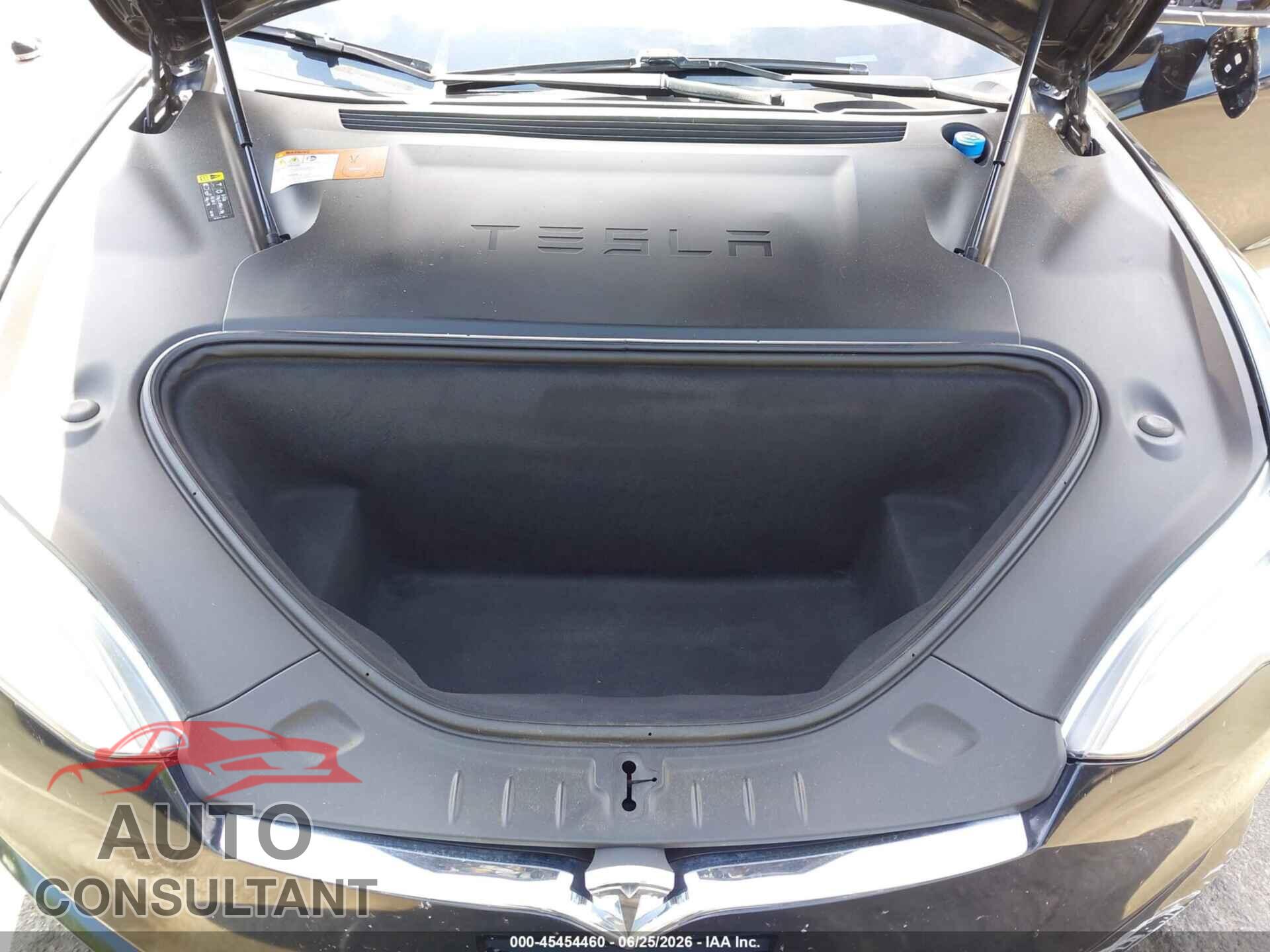 TESLA MODEL S 2018 - 5YJSA1E26JF253364