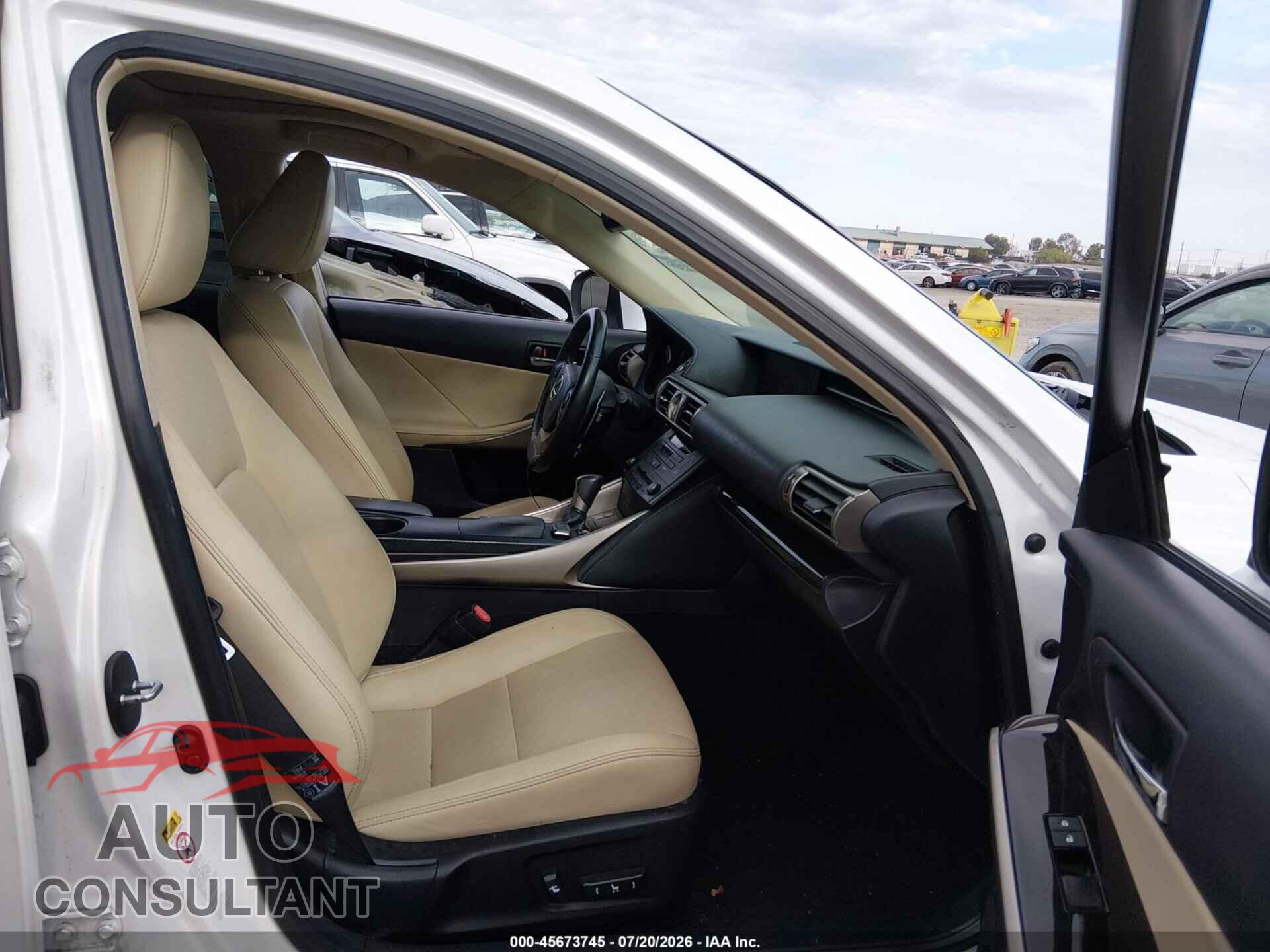 LEXUS IS 250 2015 - JTHBF1D26F5045060