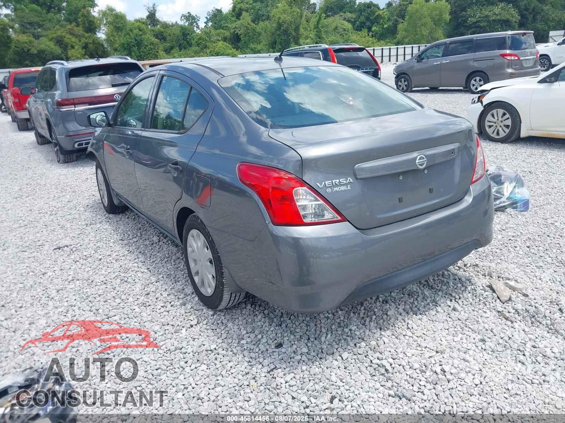NISSAN VERSA 2017 - 3N1CN7AP1HL908672