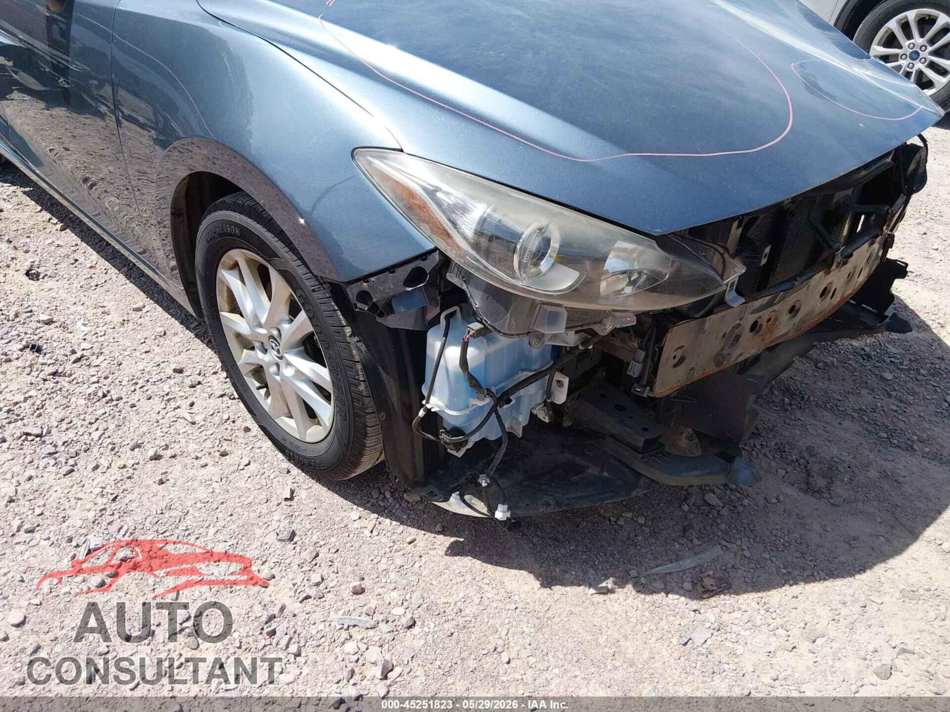 MAZDA MAZDA3 2014 - JM1BM1V77E1173170