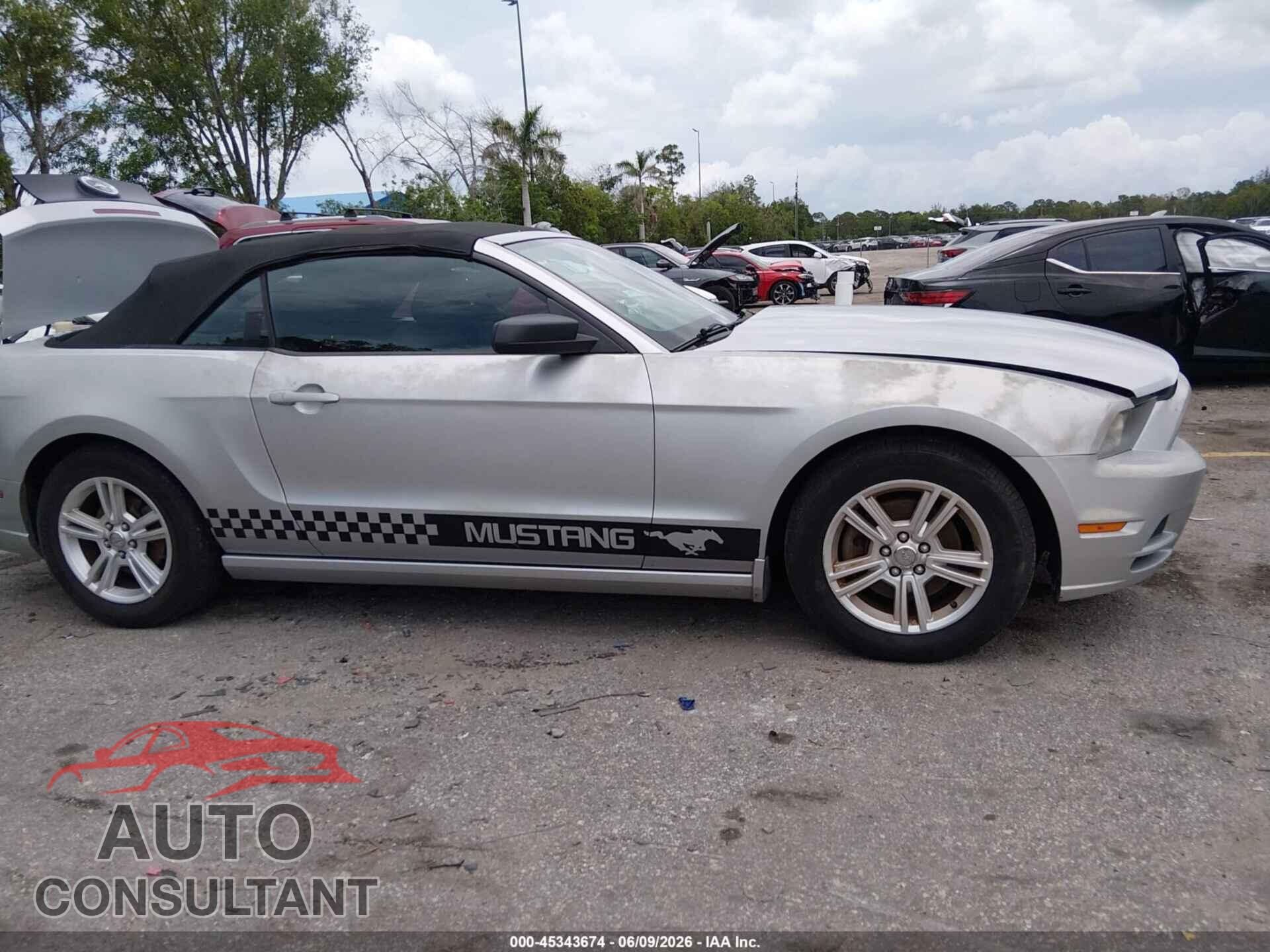 FORD MUSTANG 2014 - 1ZVBP8EM8E5232240