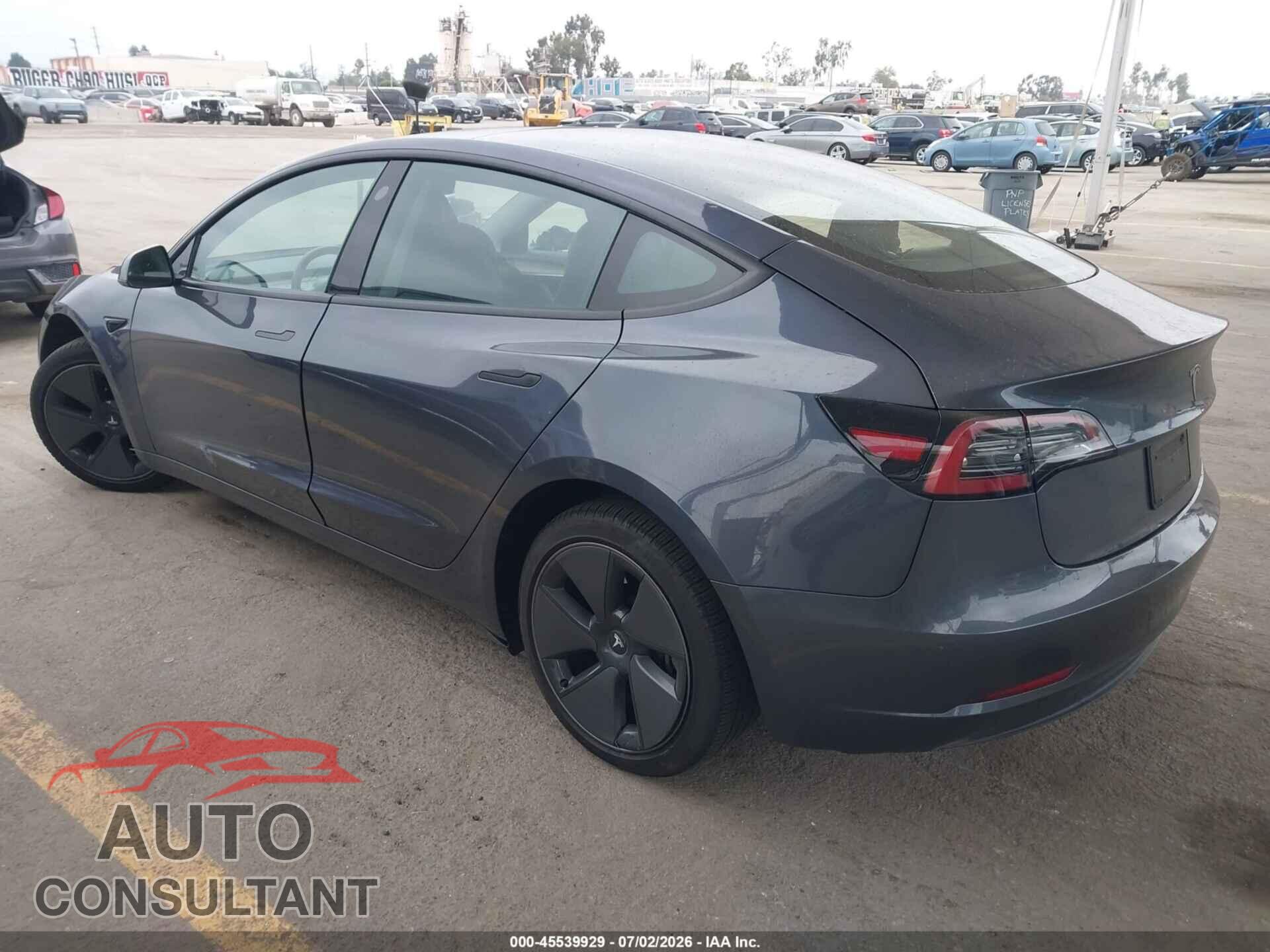TESLA MODEL 3 2023 - 5YJ3E1EA8PF584830