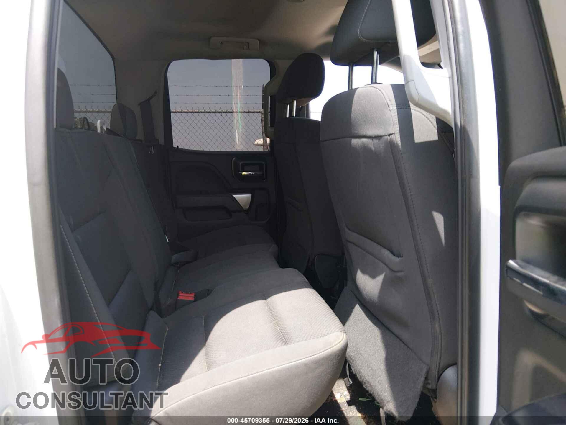 CHEVROLET SILVERADO 1500 LD 2019 - 2GCVKPEC8K1137450
