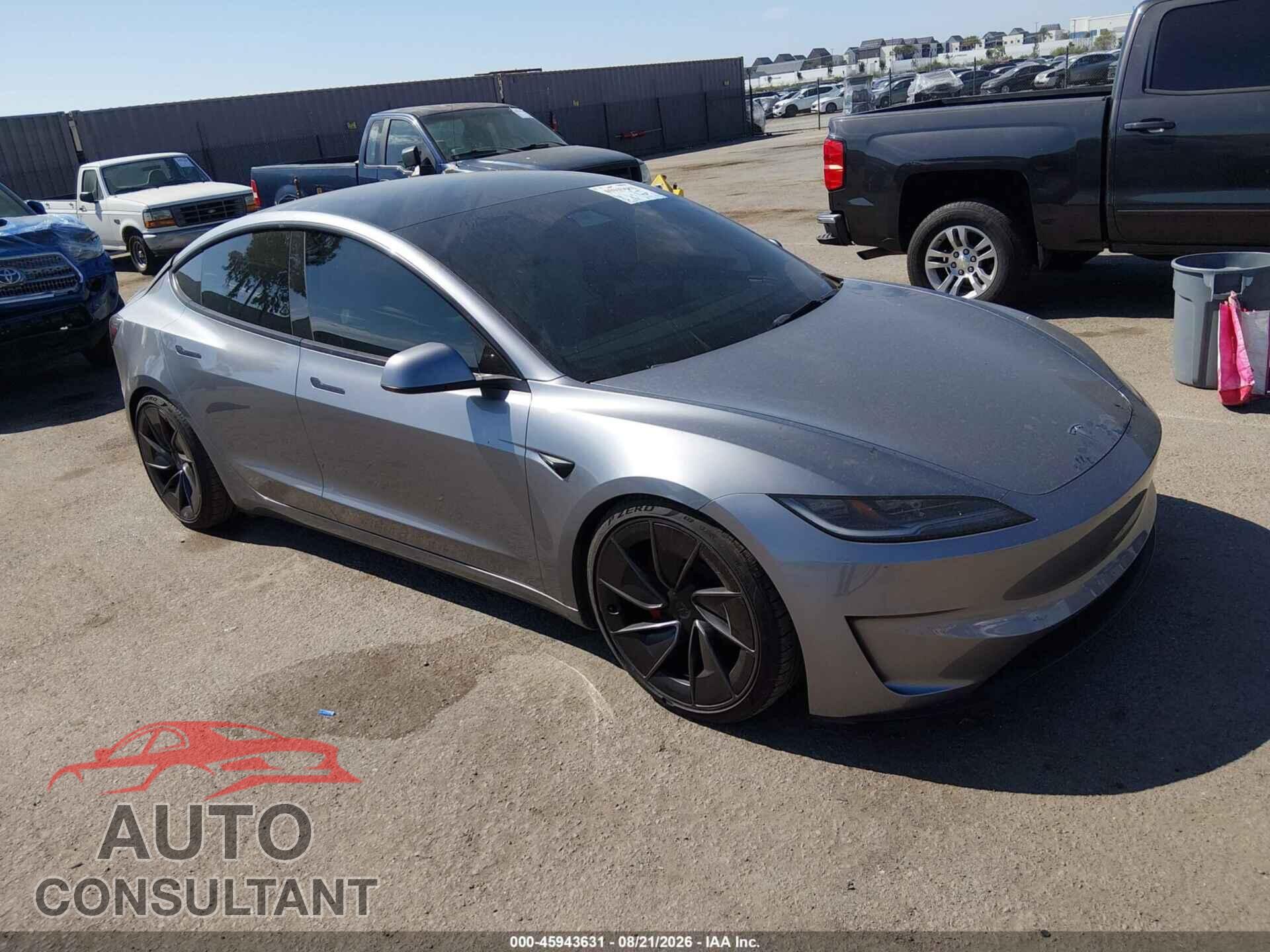 TESLA MODEL 3 2024 - 5YJ3E1ET5RF866718