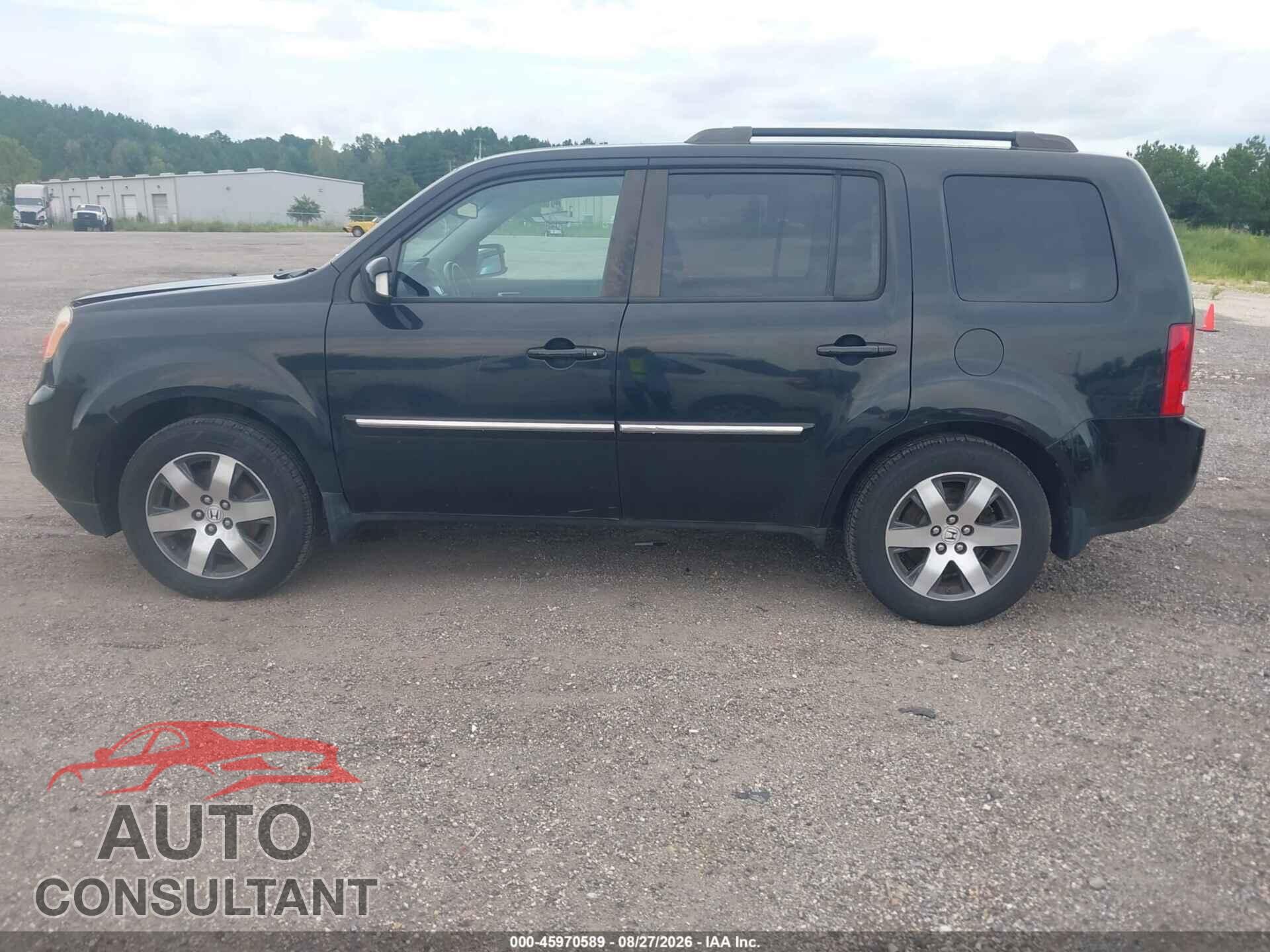 HONDA PILOT 2013 - 5FNYF4H9XDB009176