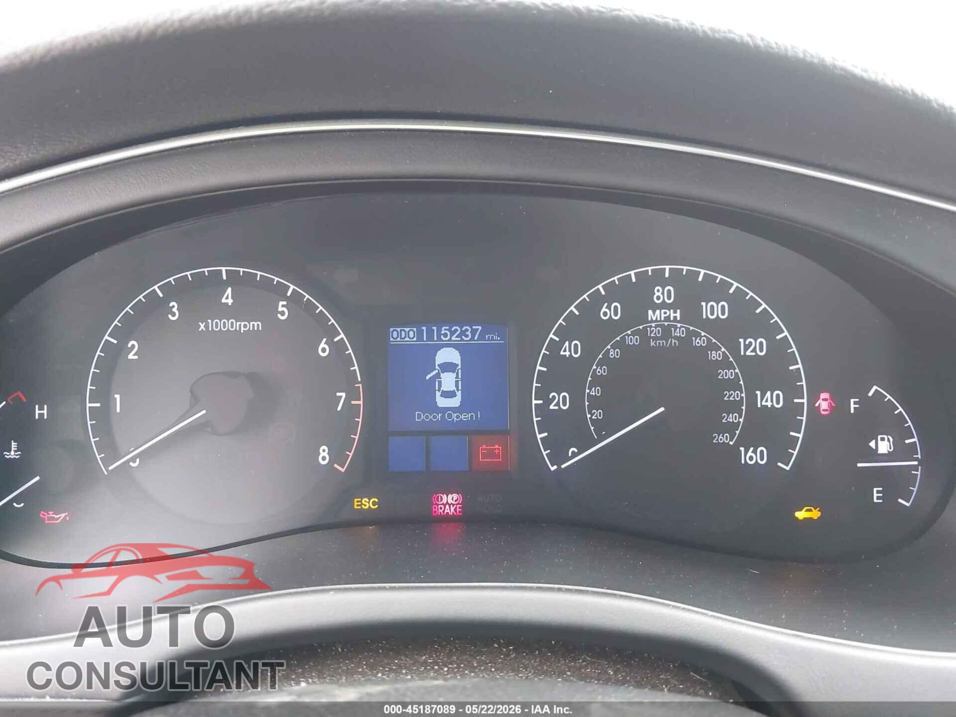 HYUNDAI GENESIS 2012 - KMHGC4DD2CU200851