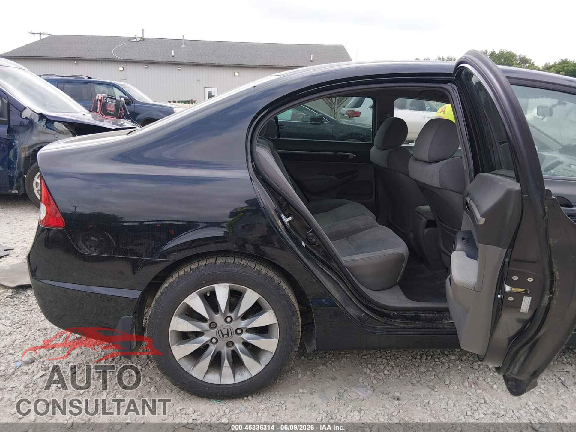 HONDA CIVIC 2010 - 19XFA1F8XAE075274