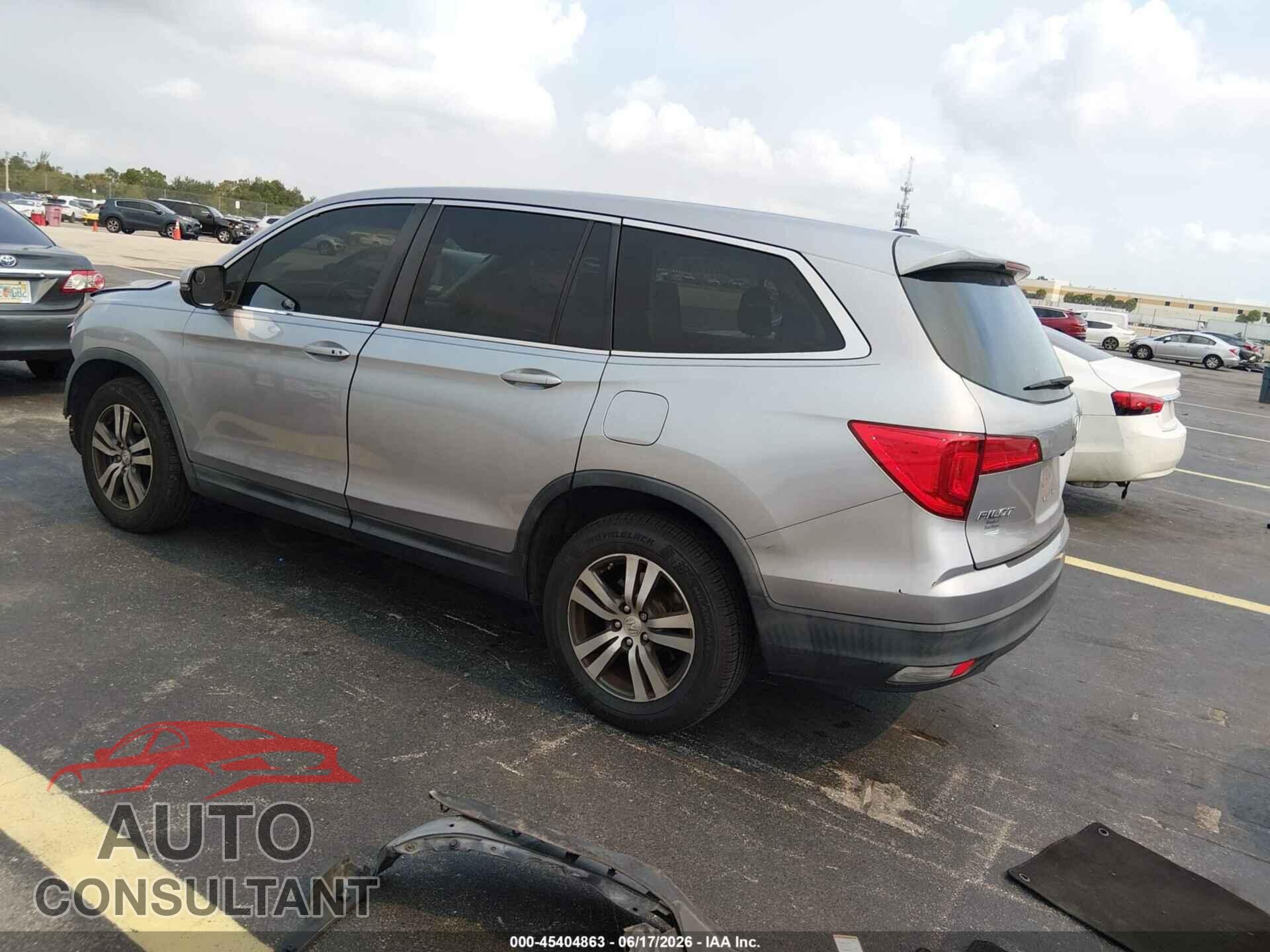 HONDA PILOT 2017 - 5FNYF5H5XHB016539