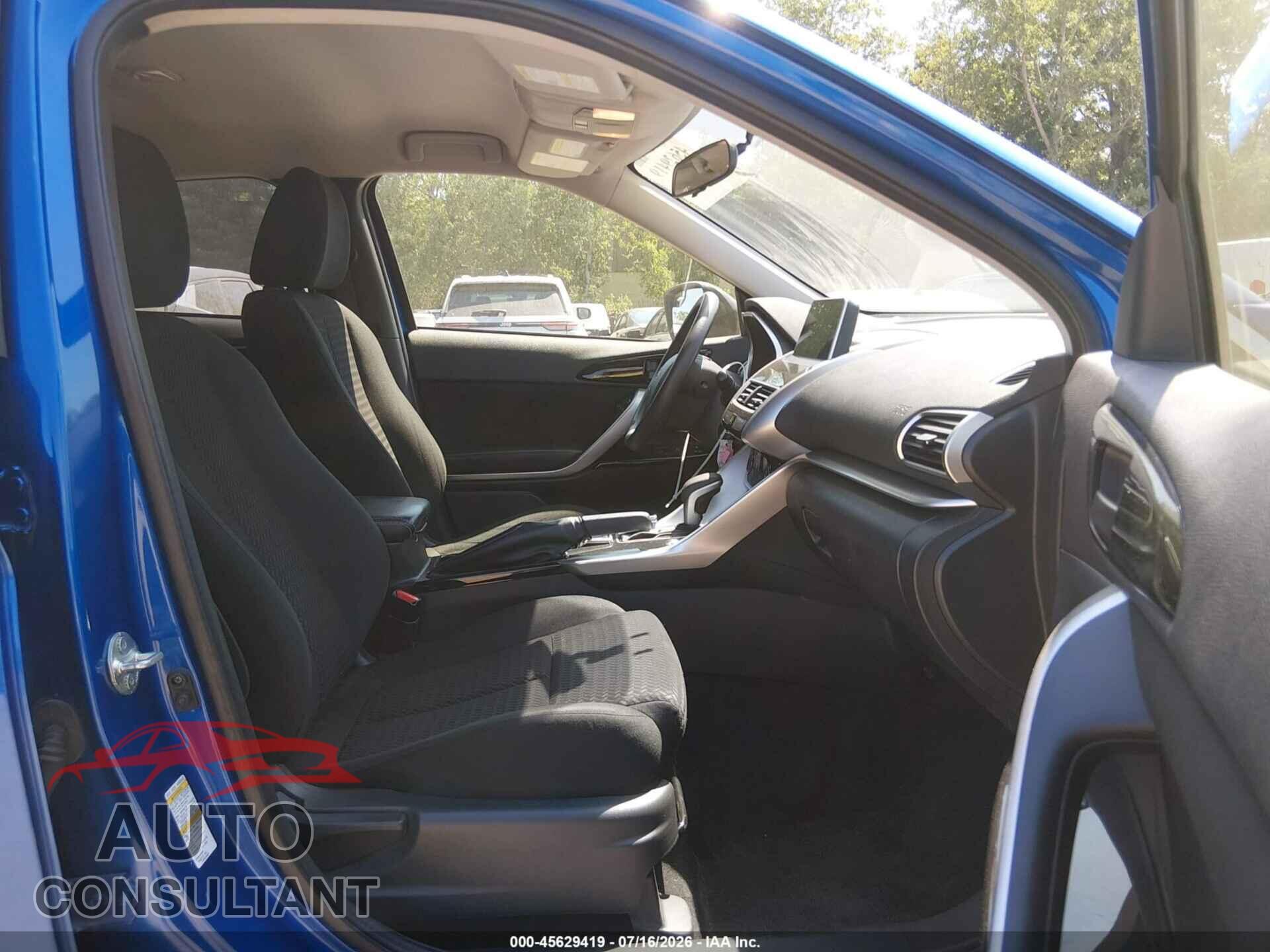 MITSUBISHI ECLIPSE CROSS 2019 - JA4AT4AA2KZ022729