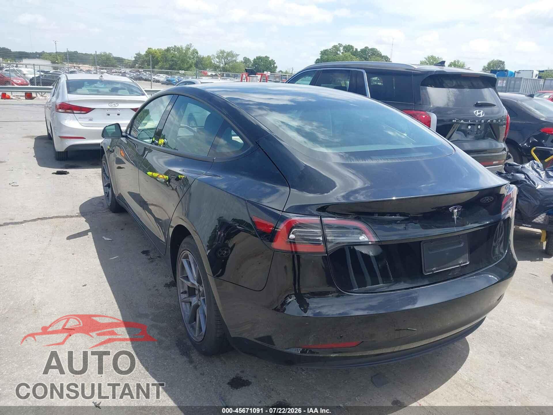 TESLA MODEL 3 2023 - 5YJ3E1EA0PF665255