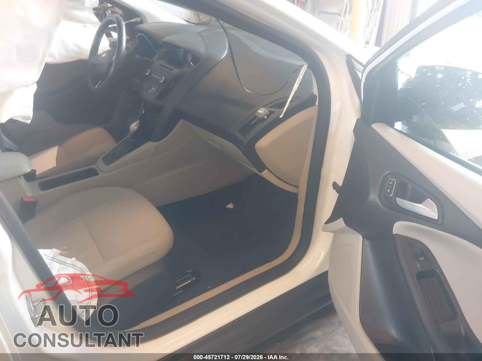 FORD FOCUS 2017 - 1FADP3F22HL335073