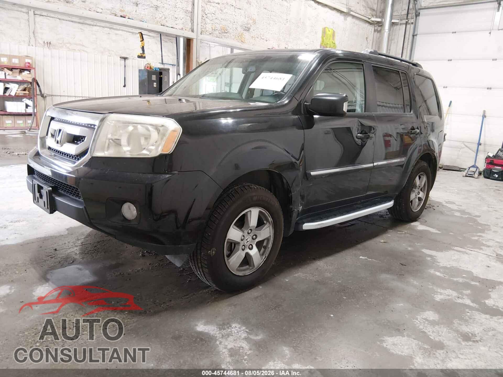 HONDA PILOT 2011 - 5FNYF4H98BB016348