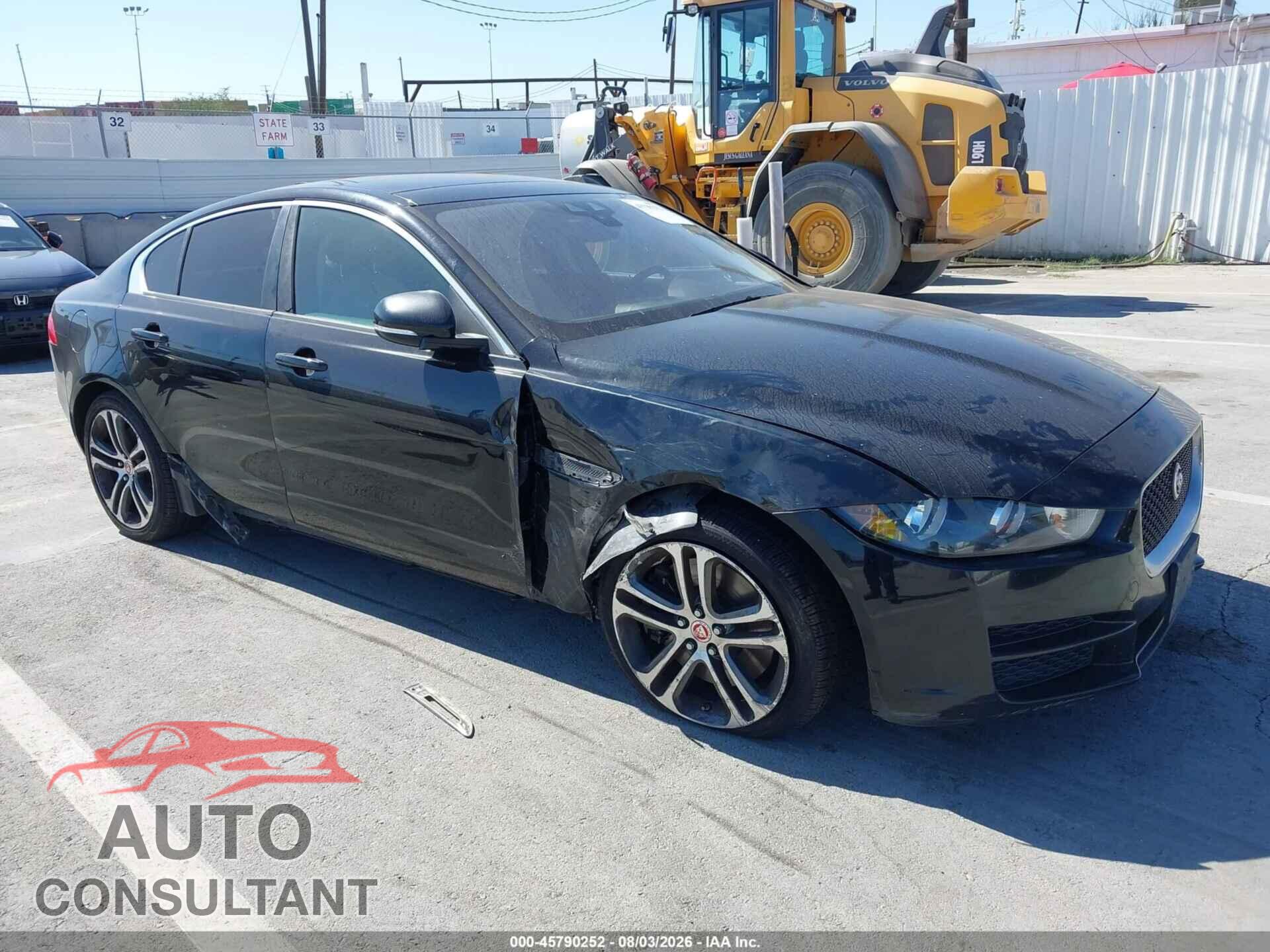 JAGUAR XE 2017 - SAJAD4BV1HCP11467