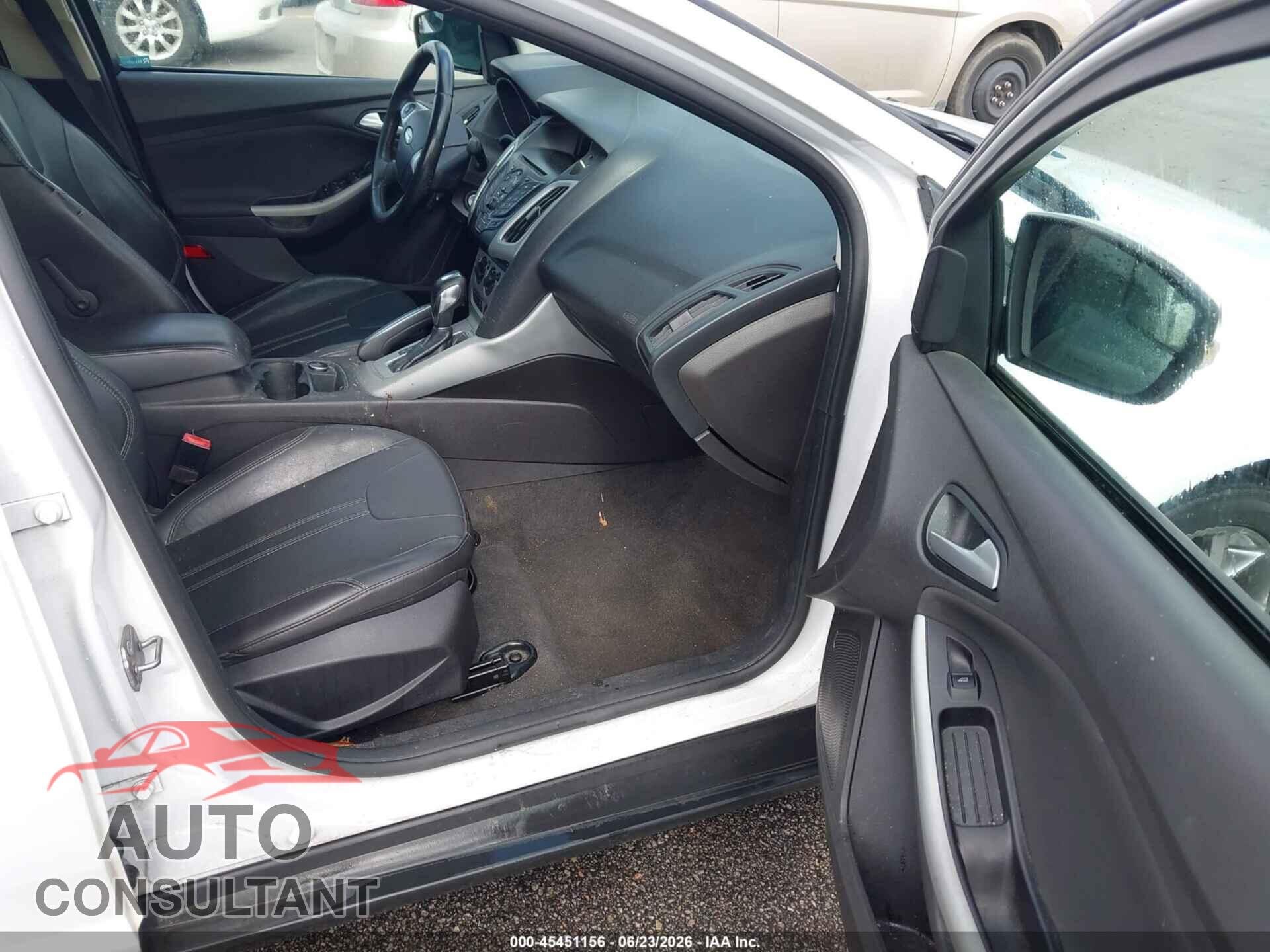 FORD FOCUS 2013 - 1FADP3F2XDL326261