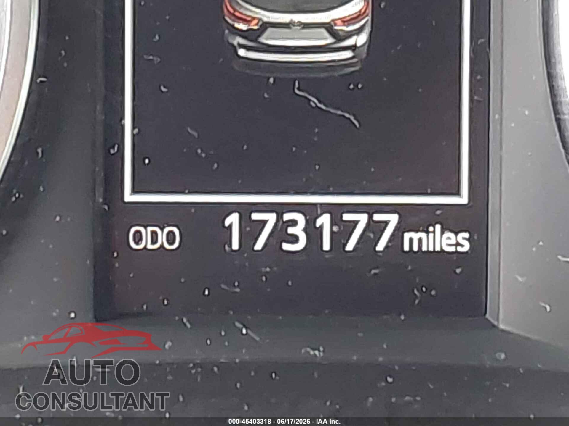 TOYOTA HIGHLANDER 2018 - 5TDBZRFH3JS831801