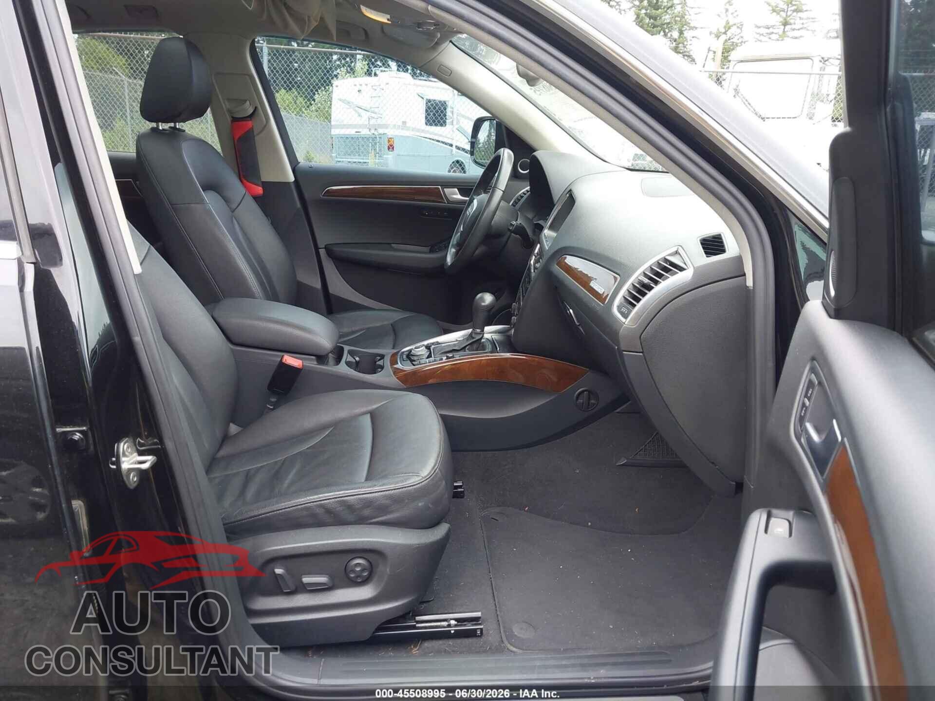 AUDI Q5 2011 - WA1LFAFP0BA085578