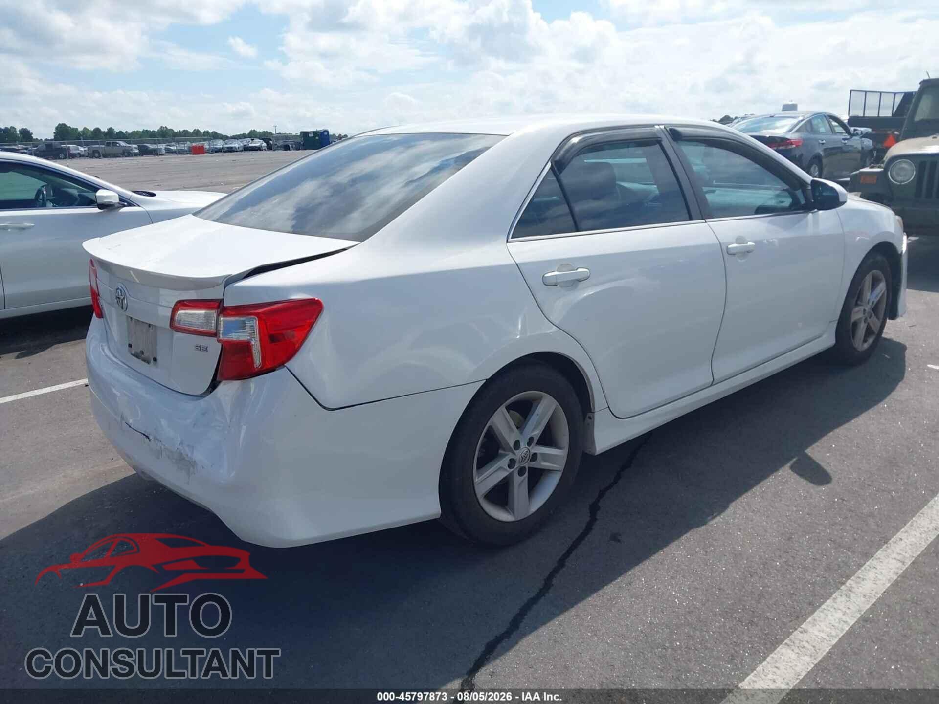TOYOTA CAMRY 2014 - 4T1BF1FK2EU322575